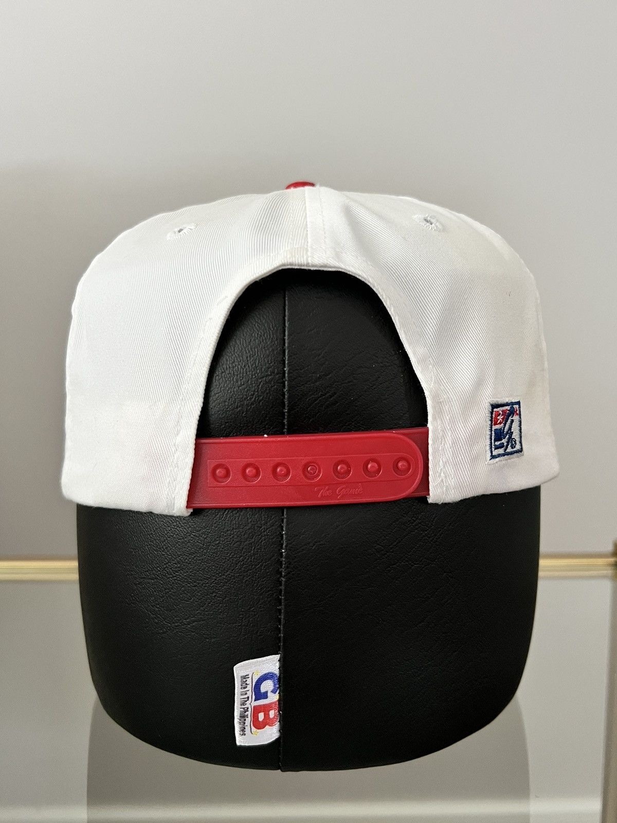 The Game Vintage NHL Detroit Redwings SnapBack Hat Size ONE SIZE - 3 Thumbnail