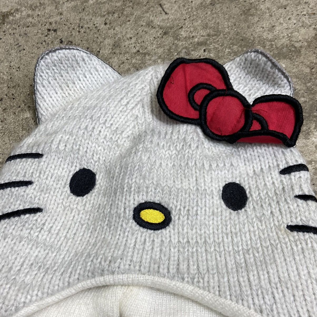 Anime HELLO KITTY Y2K RARE KNITTED HAT WITH EARS FLAPS - № 4051 Size ONE SIZE - 2 Thumbnail