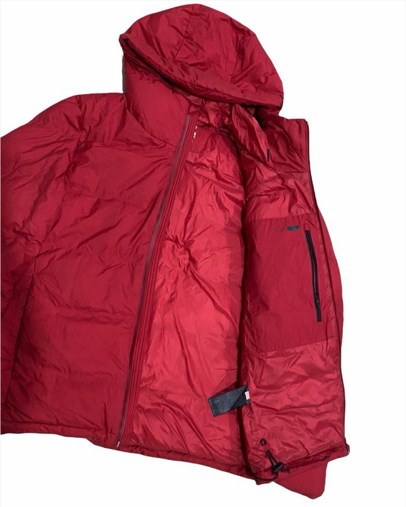Japanese Brand × Uniqlo 💥best offer💥Uniqlo Puffer Jacket Hoodie red colour Size US L / EU 52-54 / 3 - 5 Thumbnail