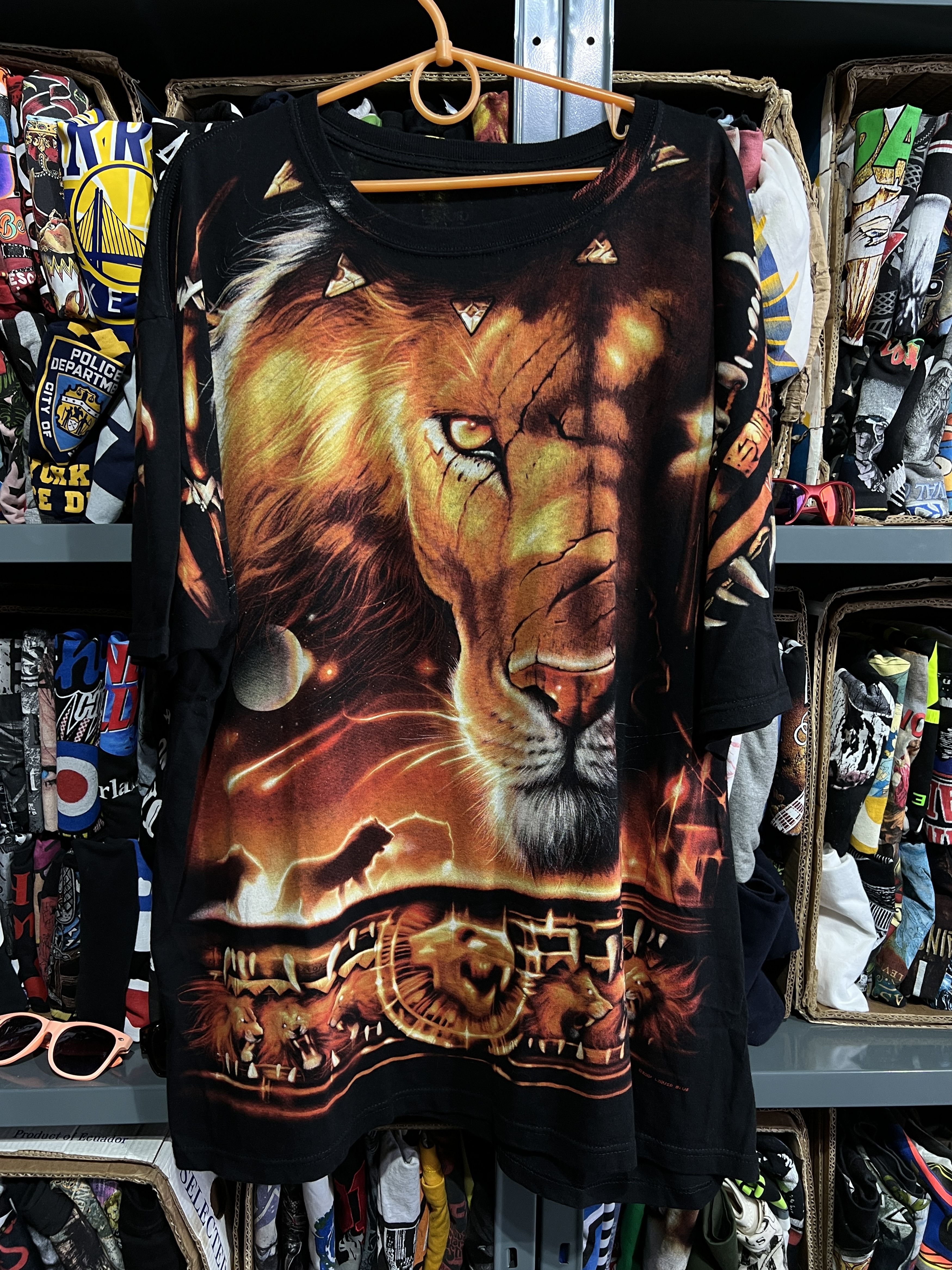 Liquid Blue Vintage Lion All Over Print Shirt 2001