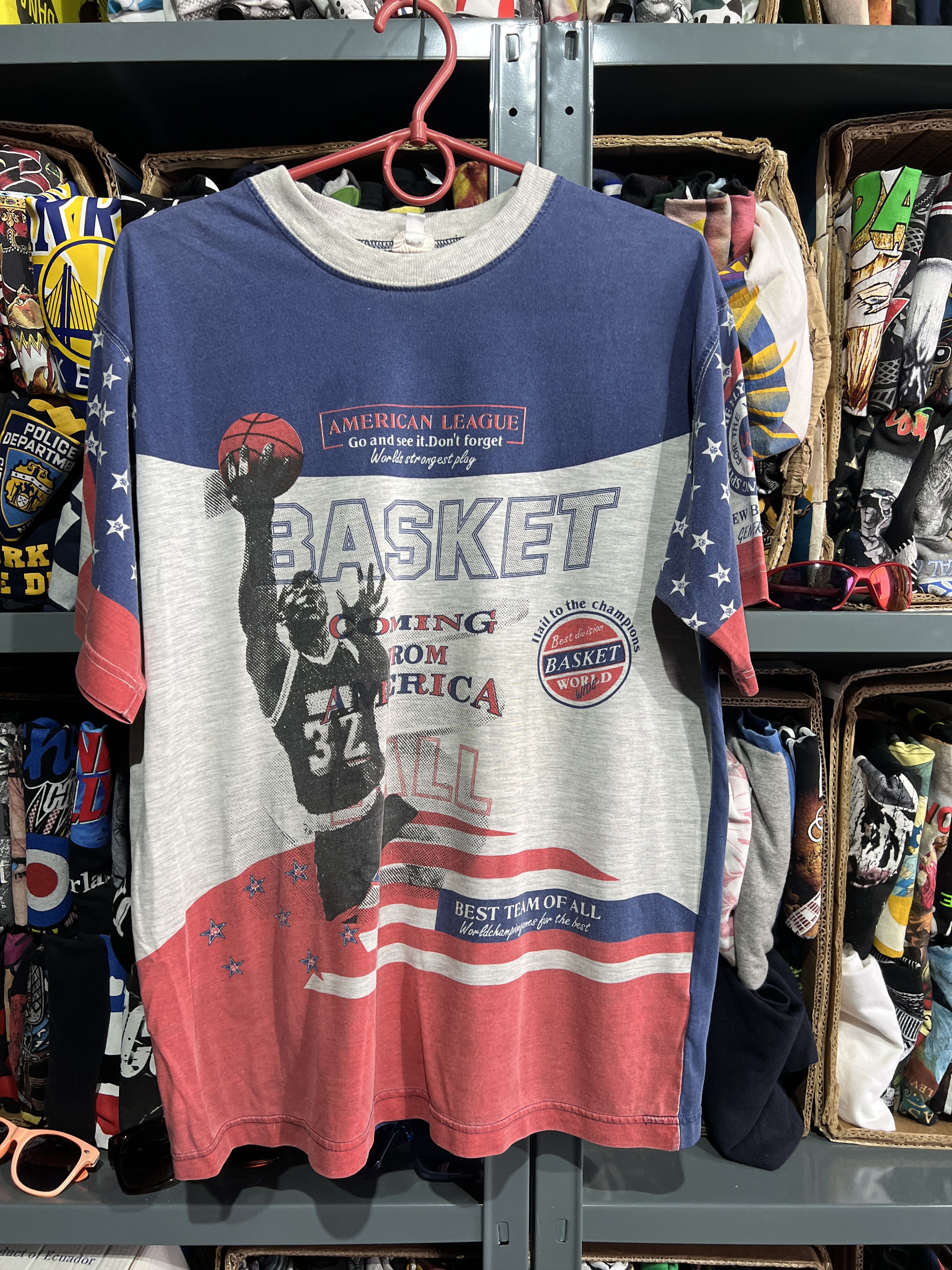 American League Basketball vintage 90s T shirt NBA 32
