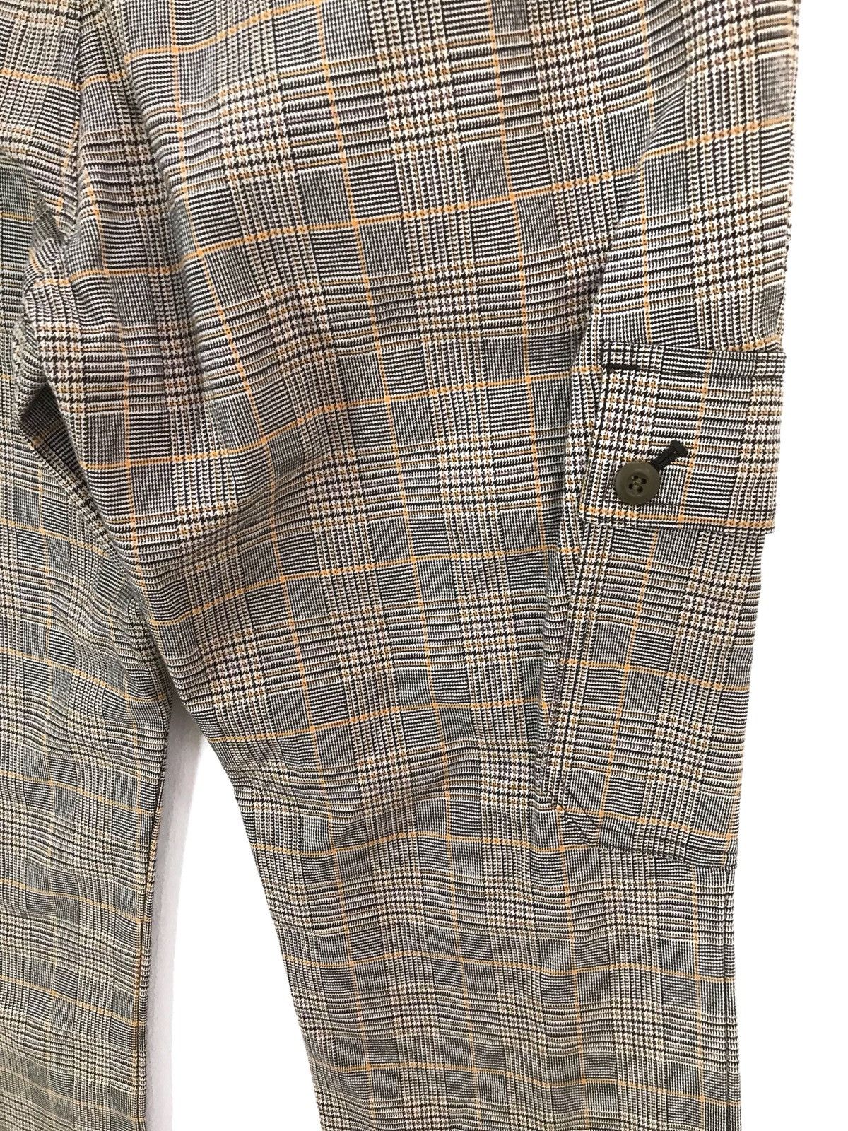 Japanese Brand Japanese Brand designer Checkered stretchable Cargo Pants Size US 30 / EU 46 - 10 Thumbnail