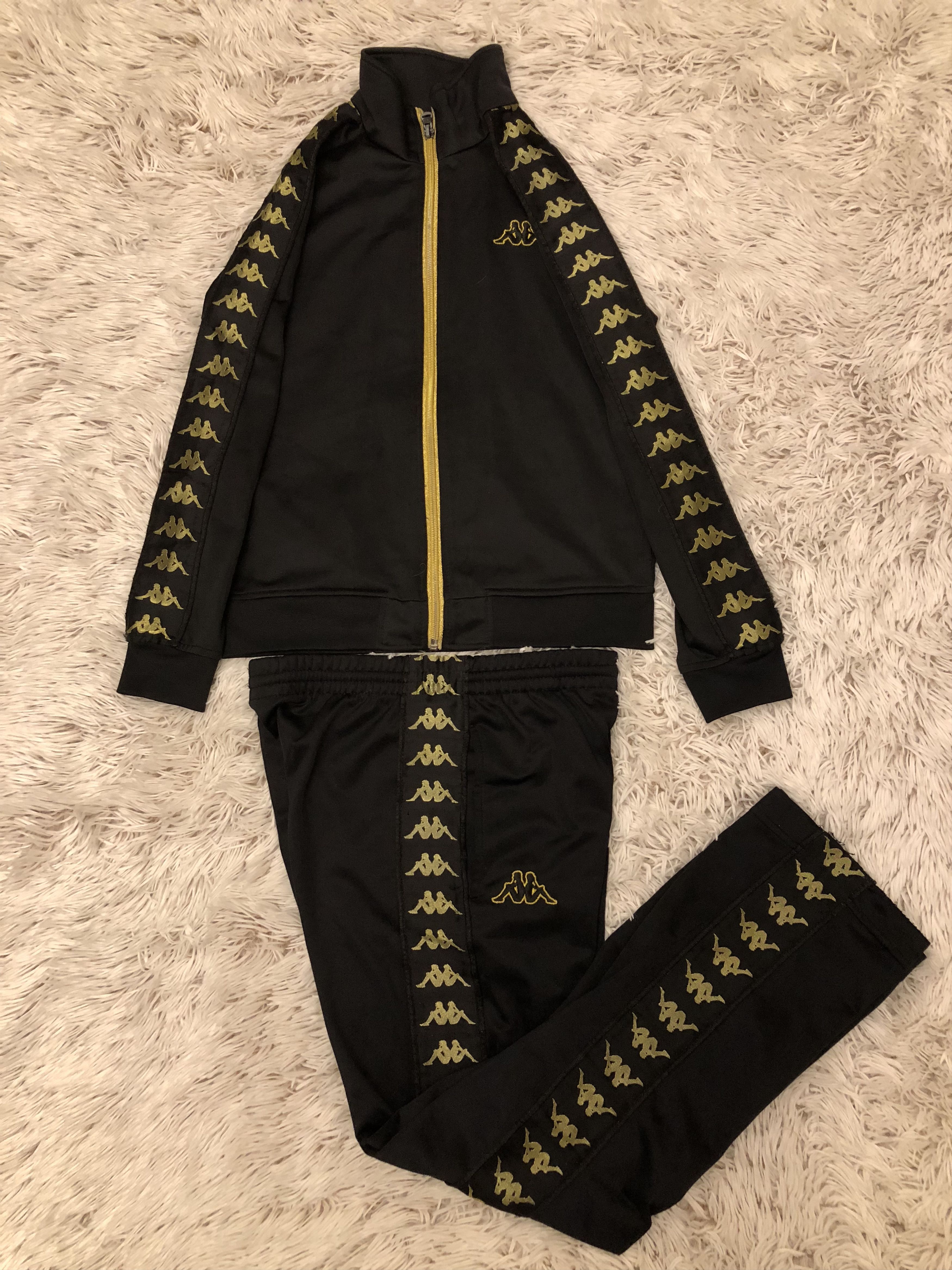 Børnepalads gips blanding Kappa Kappa vintage black/gold tracksuit | Grailed