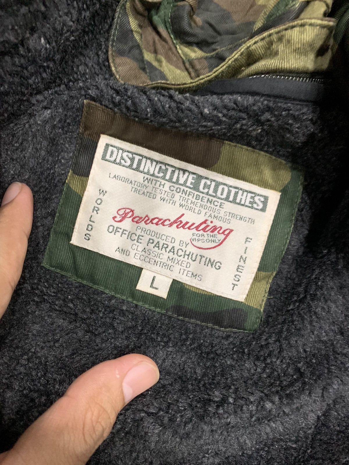 Vintage PARACHUTING INSULATION CAMOUFLAGE PARKA Size US L / EU 52-54 / 3 - 8 Thumbnail