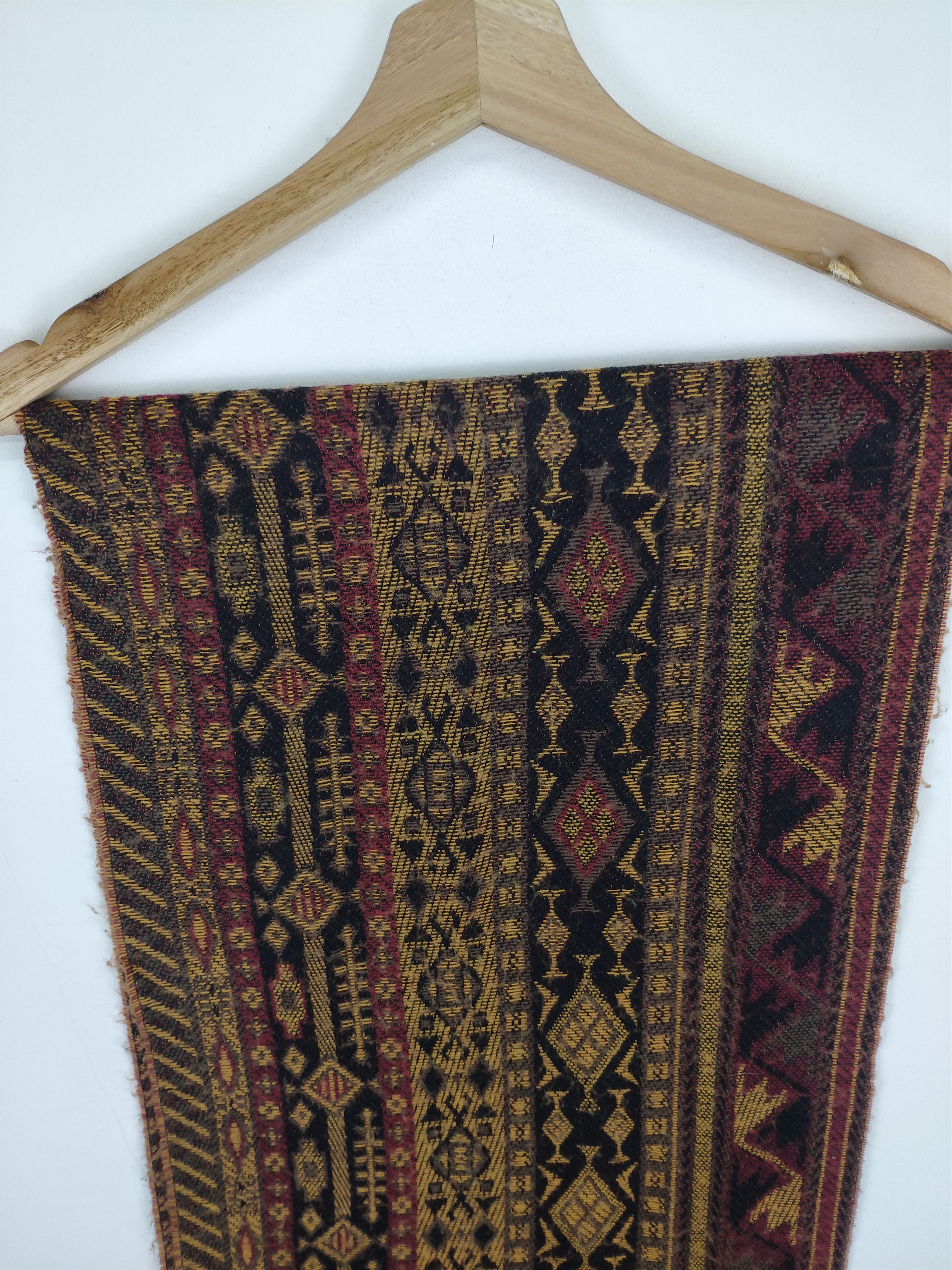 Japanese Brand × Vintage Steal 💥 Vintage Scarf Native Style Wool Scarf Muffler Size ONE SIZE - 4 Thumbnail