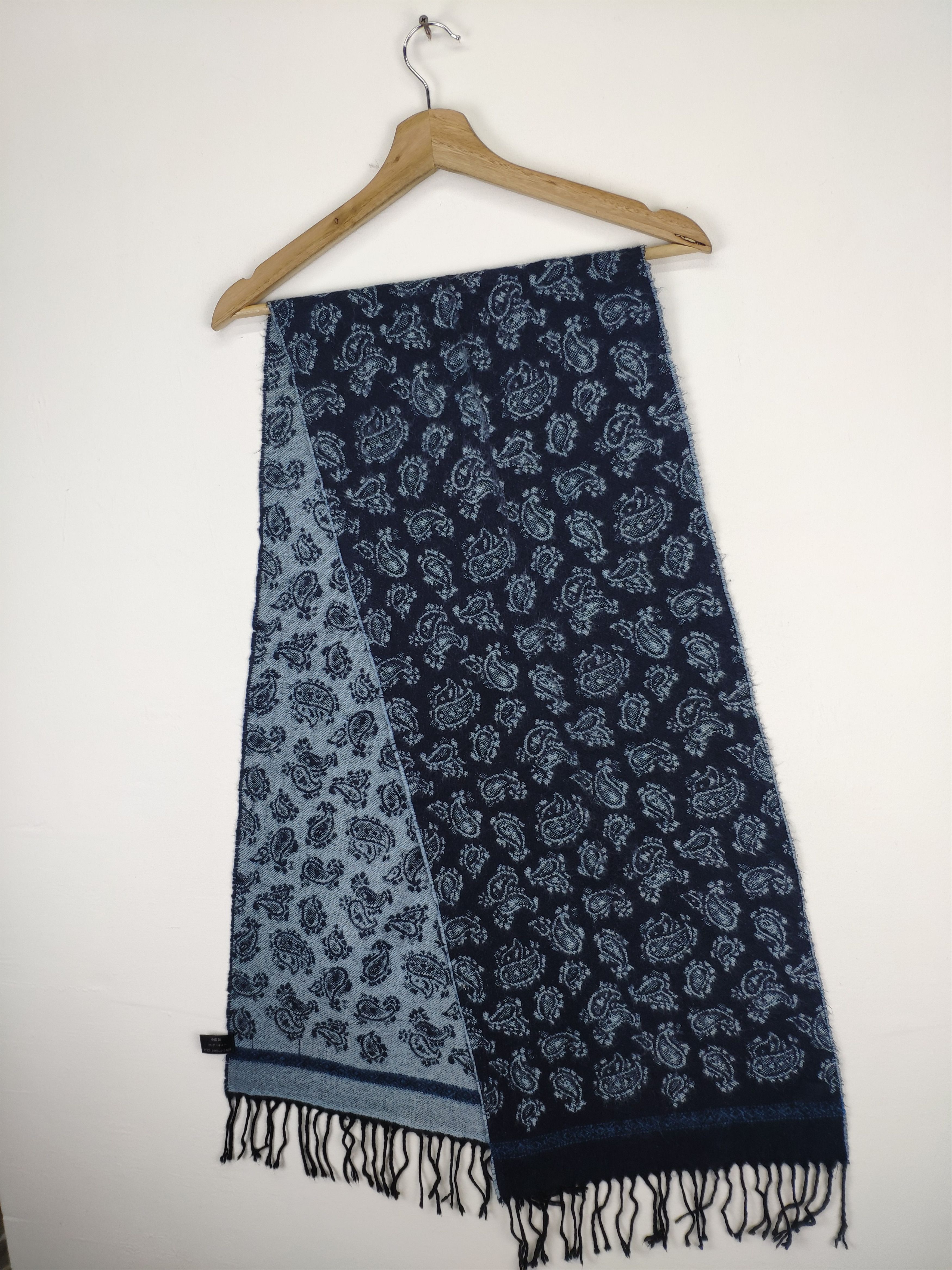 Vintage Steal 💥 Vintage Scarf Paisley Wool Scarf Muffler Size ONE SIZE - 2 Thumbnail