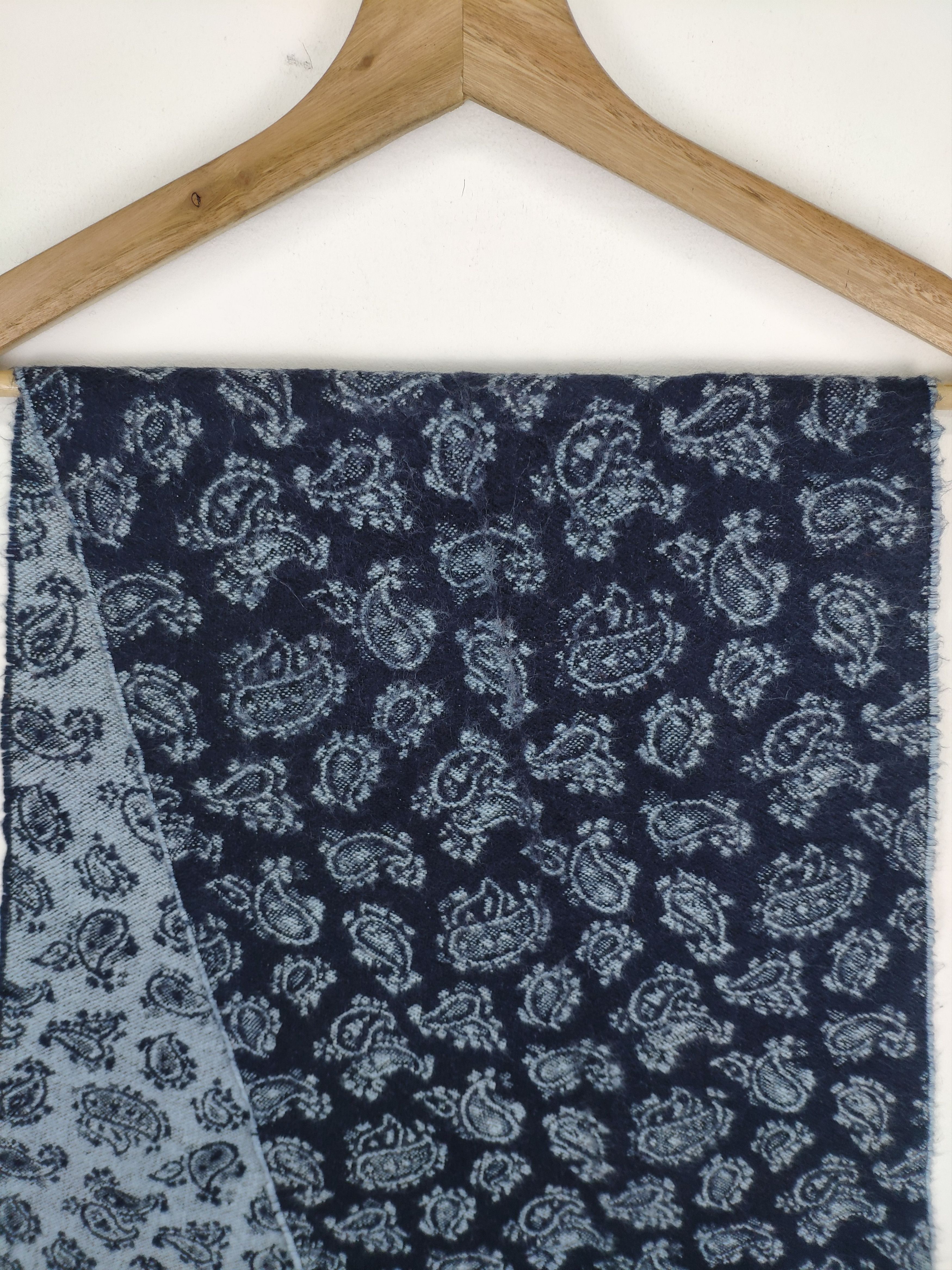 Vintage Steal 💥 Vintage Scarf Paisley Wool Scarf Muffler Size ONE SIZE - 4 Thumbnail