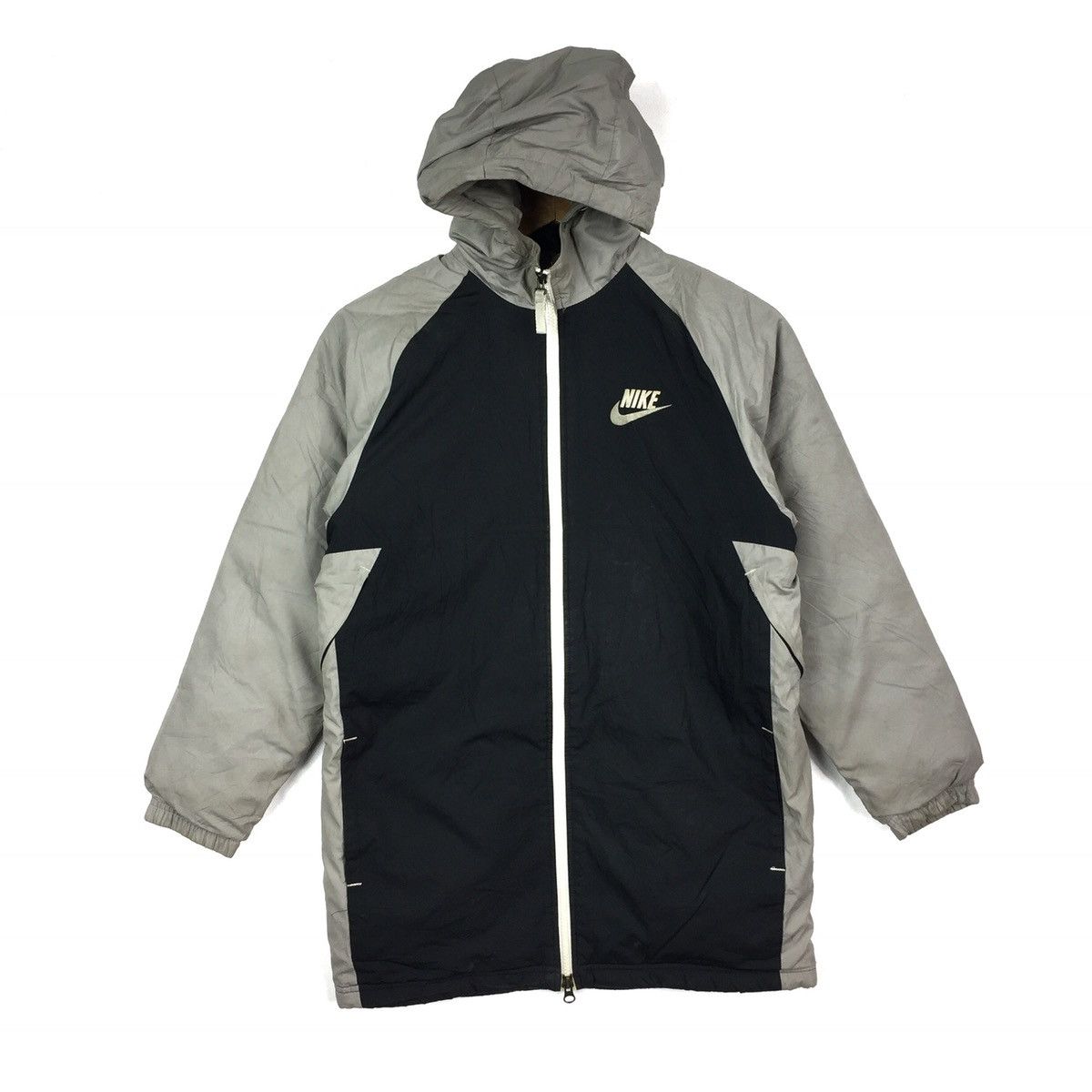 Nike swoosh sweater casual jumper pullover medium kid