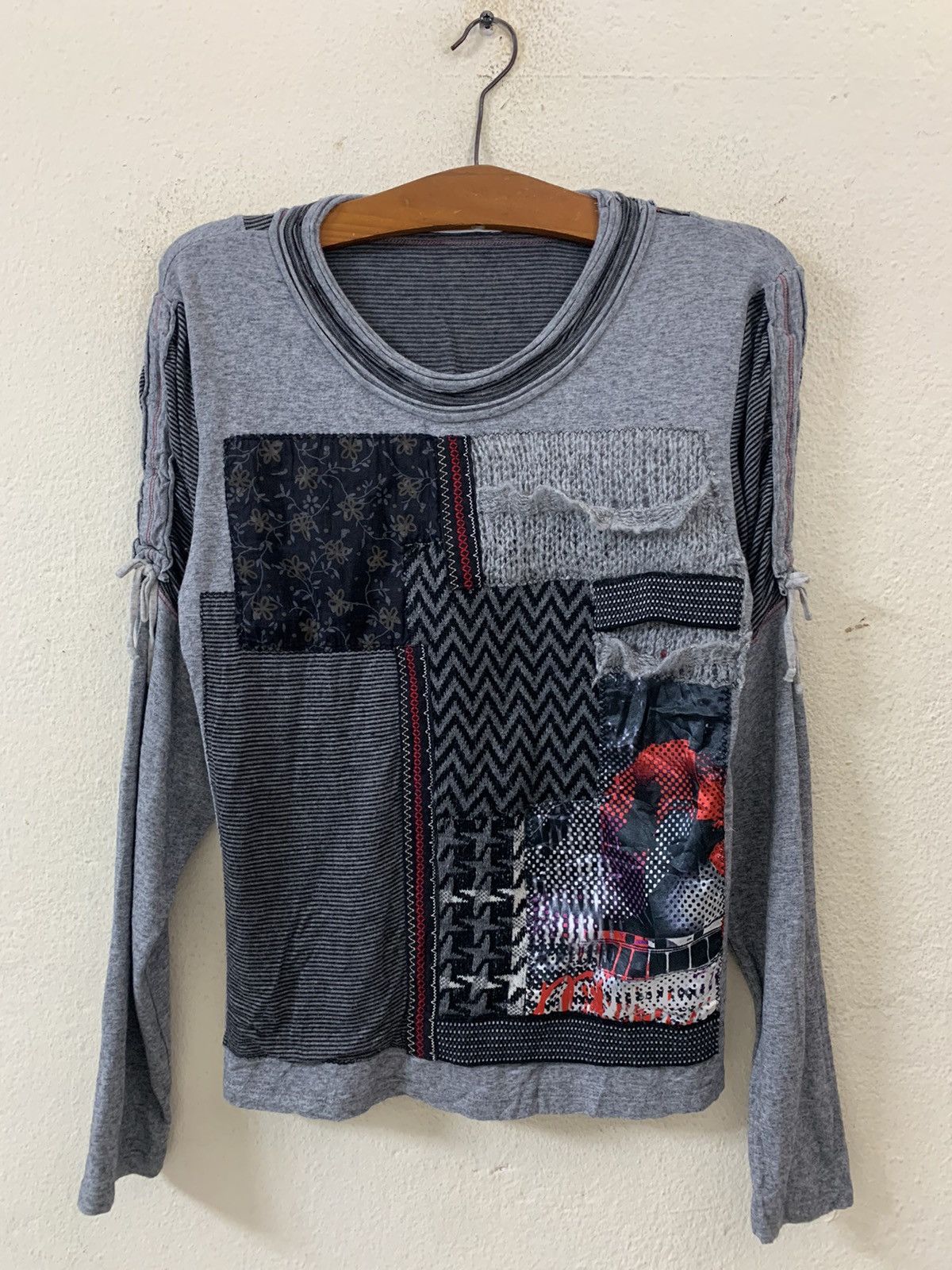 Japanese Brand Giuly Patchwork Tshirt Size US XS / EU 42 / 0 - 1 Thumbnail