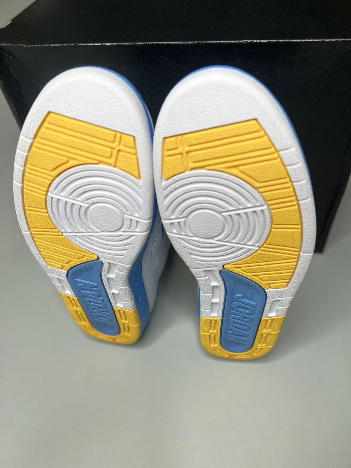 Jordan Brand Jordan 2 Melo (2018) Signed By Carmelo Anthony Hall Of Famer Size US 11.5 / EU 44-45 - 5 Thumbnail