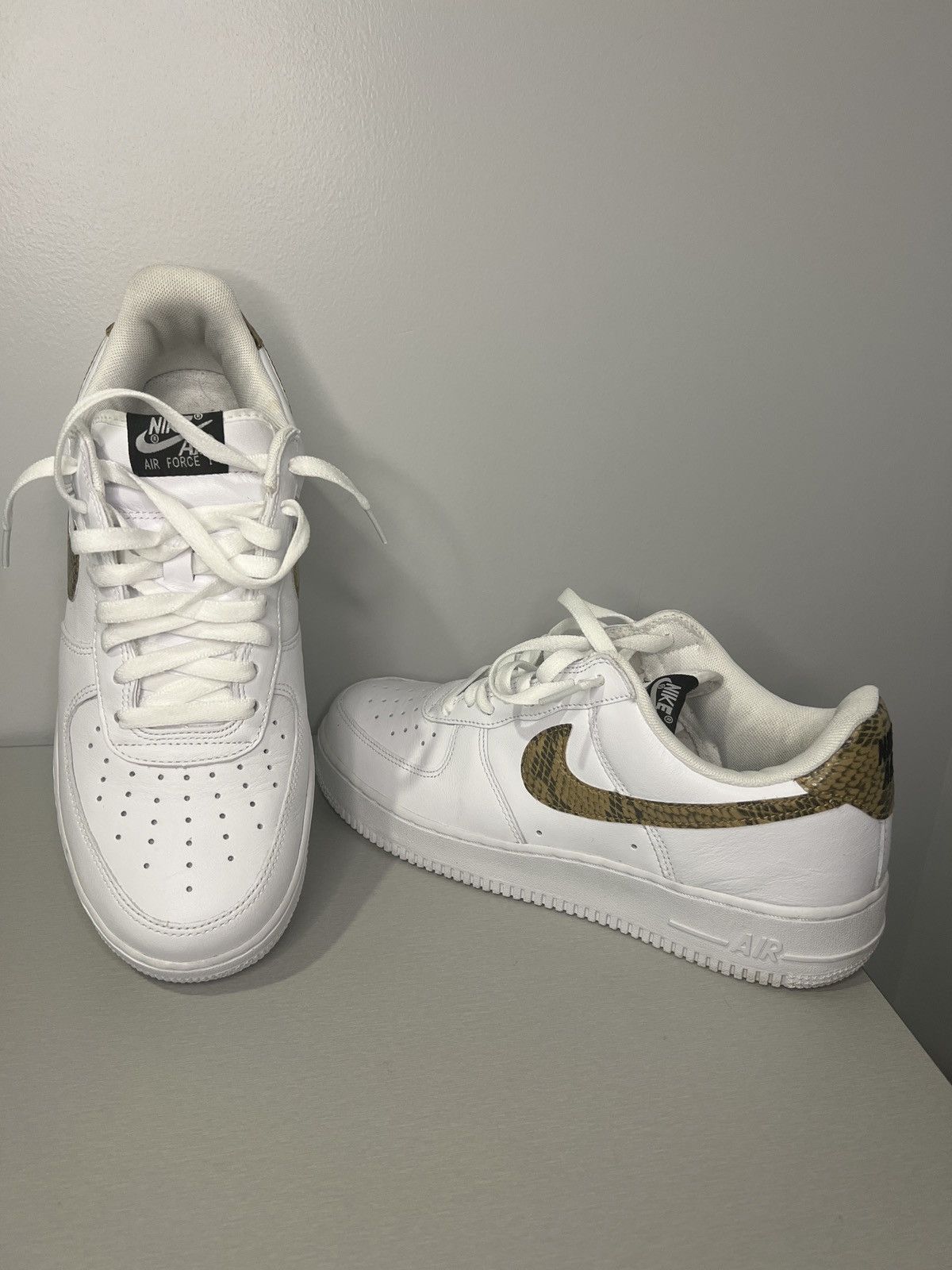 air force 1 low retro ivory snake