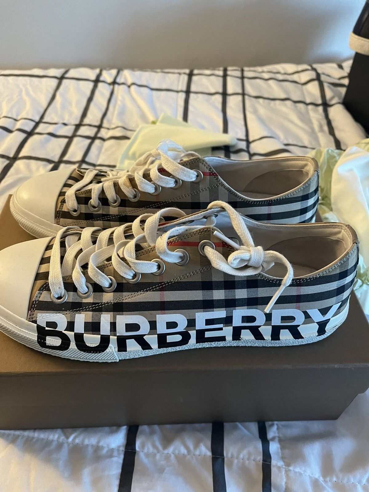 burberry footwear