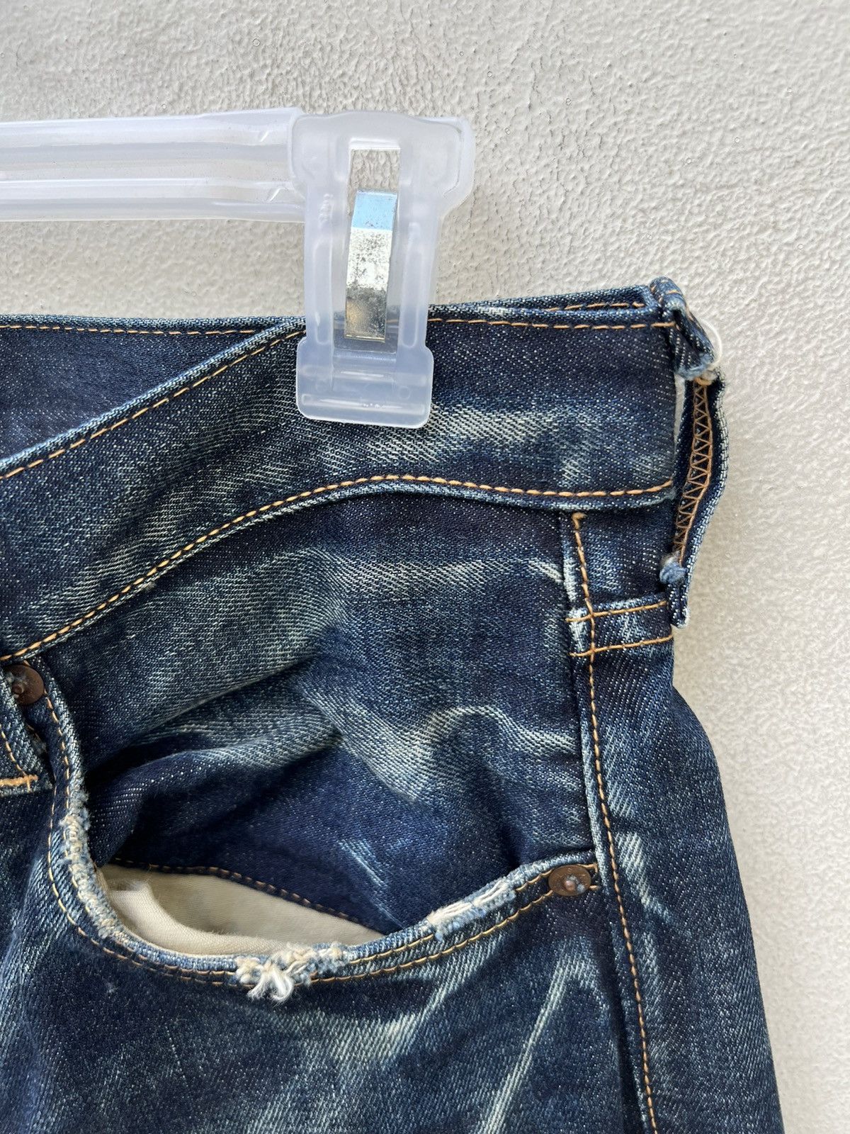Levi's Vintage Clothing VTG 2005 LVC Levi’s 501 XX Trashed Look Denim Selvedge Jeans Size US 31 - 13 Thumbnail