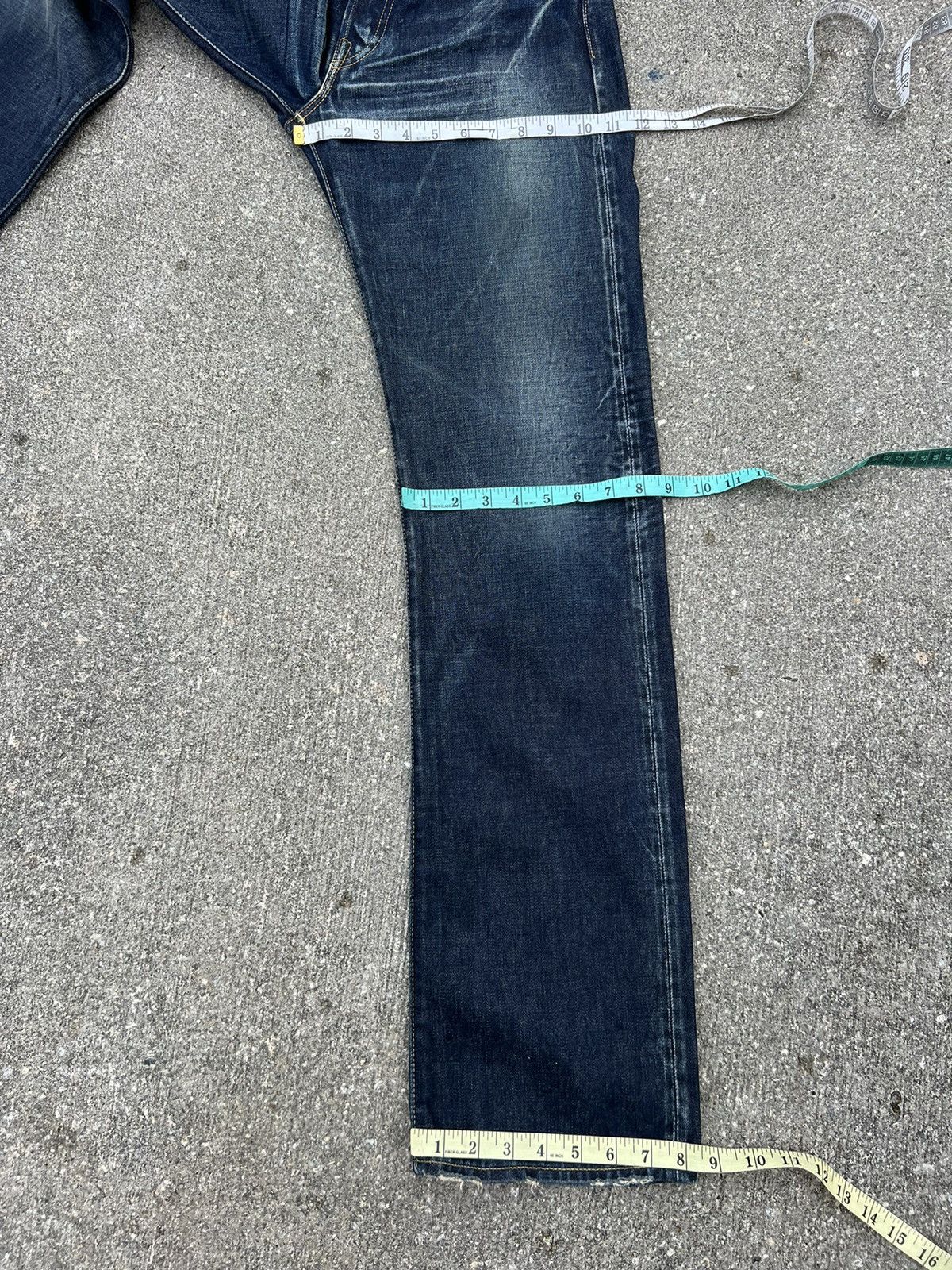 Levi's Vintage Clothing VTG 2005 LVC Levi’s 501 XX Trashed Look Denim Selvedge Jeans Size US 31 - 3 Thumbnail