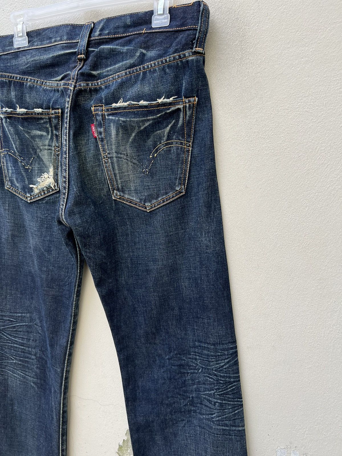 Levi's Vintage Clothing VTG 2005 LVC Levi’s 501 XX Trashed Look Denim Selvedge Jeans Size US 31 - 20 Thumbnail