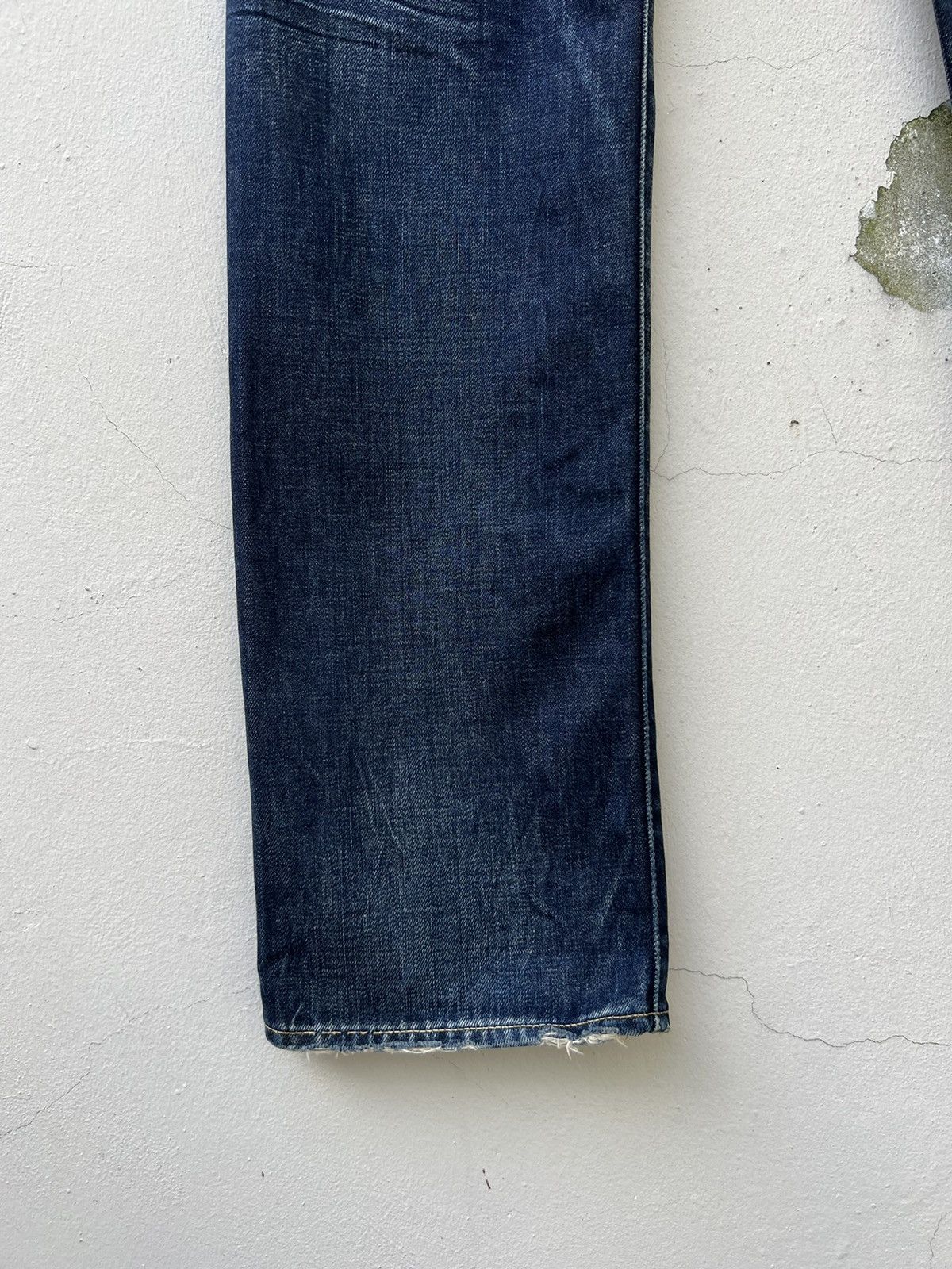 Levi's Vintage Clothing VTG 2005 LVC Levi’s 501 XX Trashed Look Denim Selvedge Jeans Size US 31 - 19 Thumbnail
