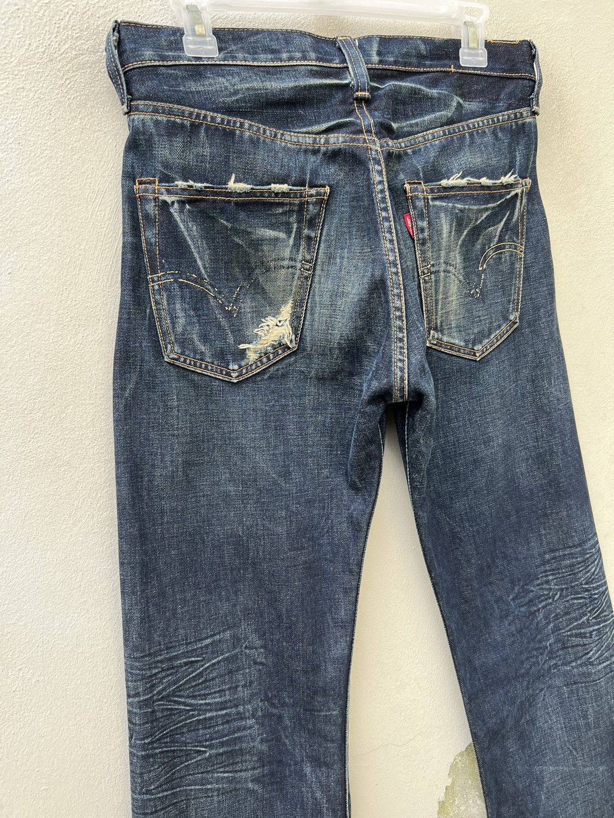 Levi's Vintage Clothing VTG 2005 LVC Levi’s 501 XX Trashed Look Denim Selvedge Jeans Size US 31 - 17 Thumbnail