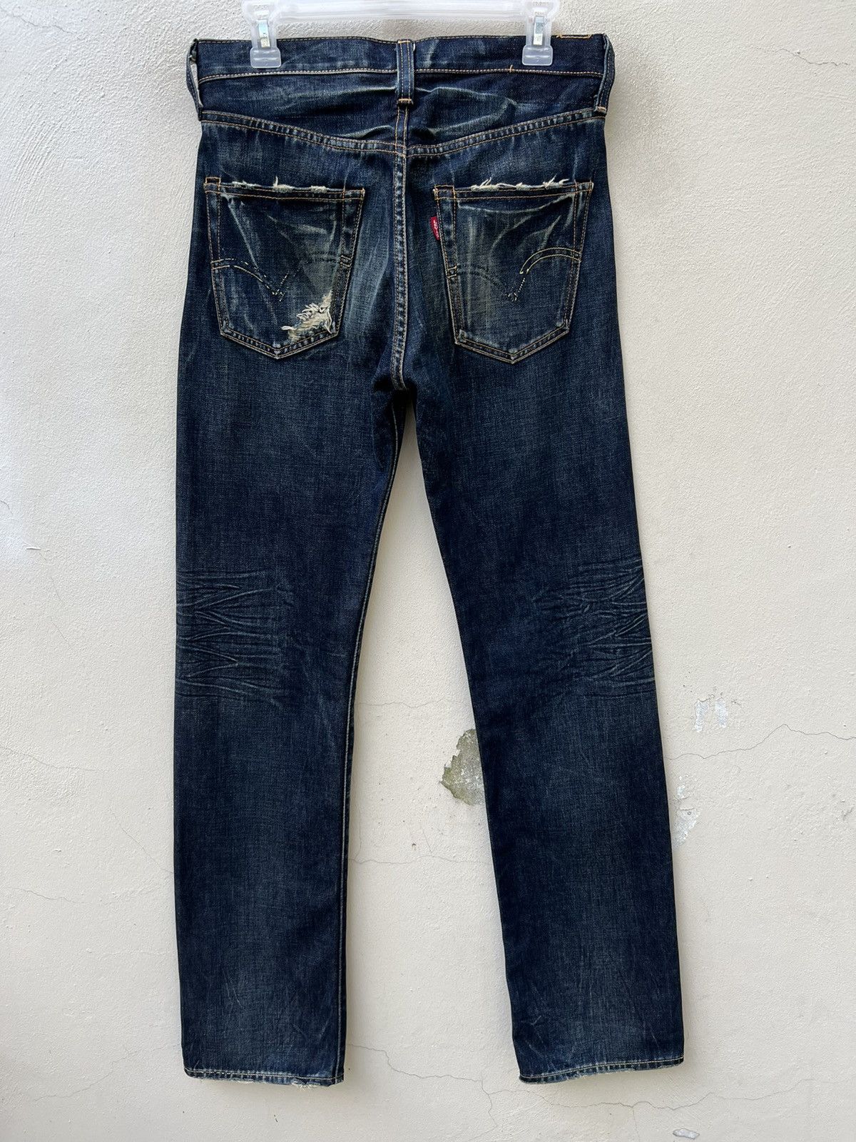 Levi's Vintage Clothing VTG 2005 LVC Levi’s 501 XX Trashed Look Denim Selvedge Jeans Size US 31 - 16 Thumbnail