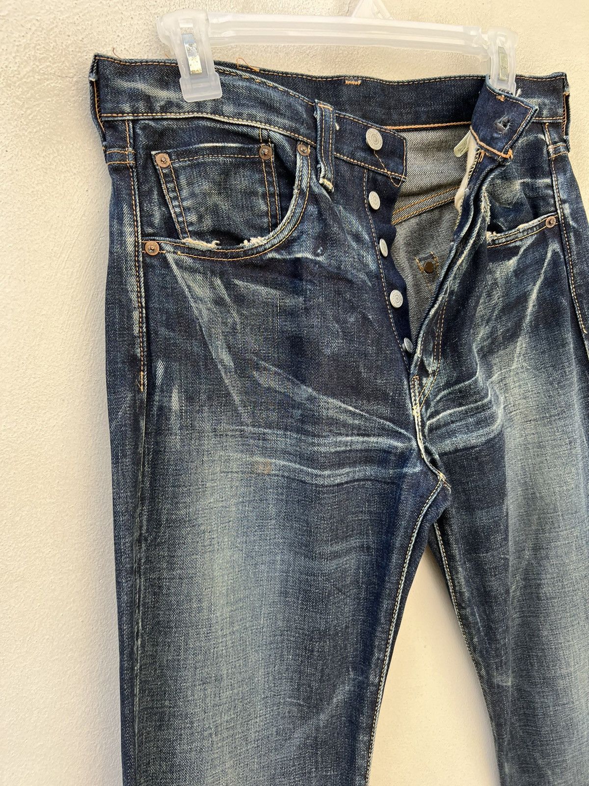Levi's Vintage Clothing VTG 2005 LVC Levi’s 501 XX Trashed Look Denim Selvedge Jeans Size US 31 - 8 Thumbnail