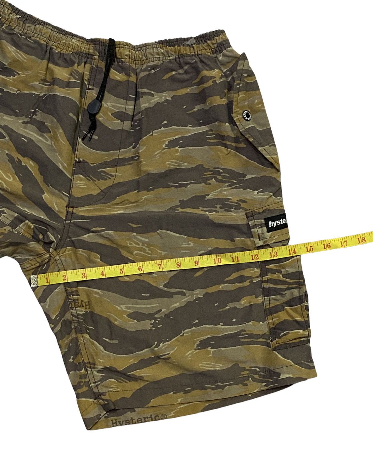 Hysteric Glamour Vintage 90s Hysteric Glamour Tiger Stripe Cargo Short Pants Size US 34 / EU 50 - 7 Thumbnail