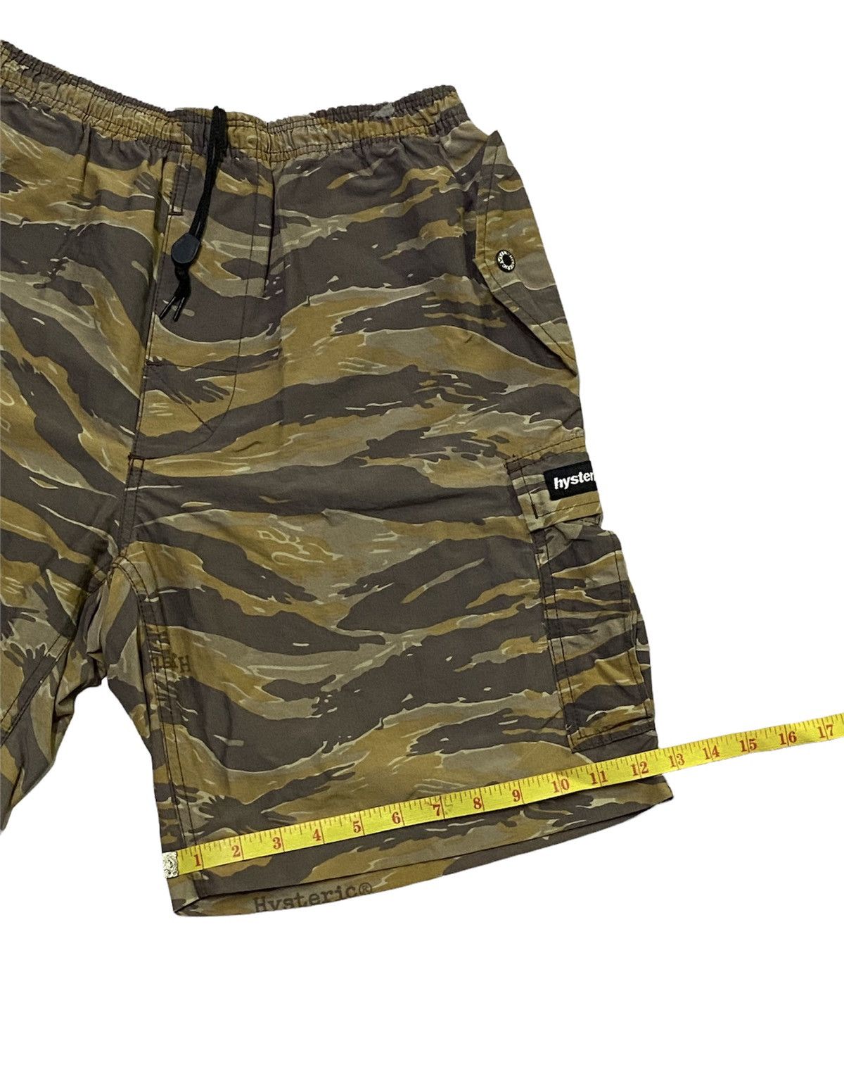 Hysteric Glamour Vintage 90s Hysteric Glamour Tiger Stripe Cargo Short Pants Size US 34 / EU 50 - 8 Thumbnail