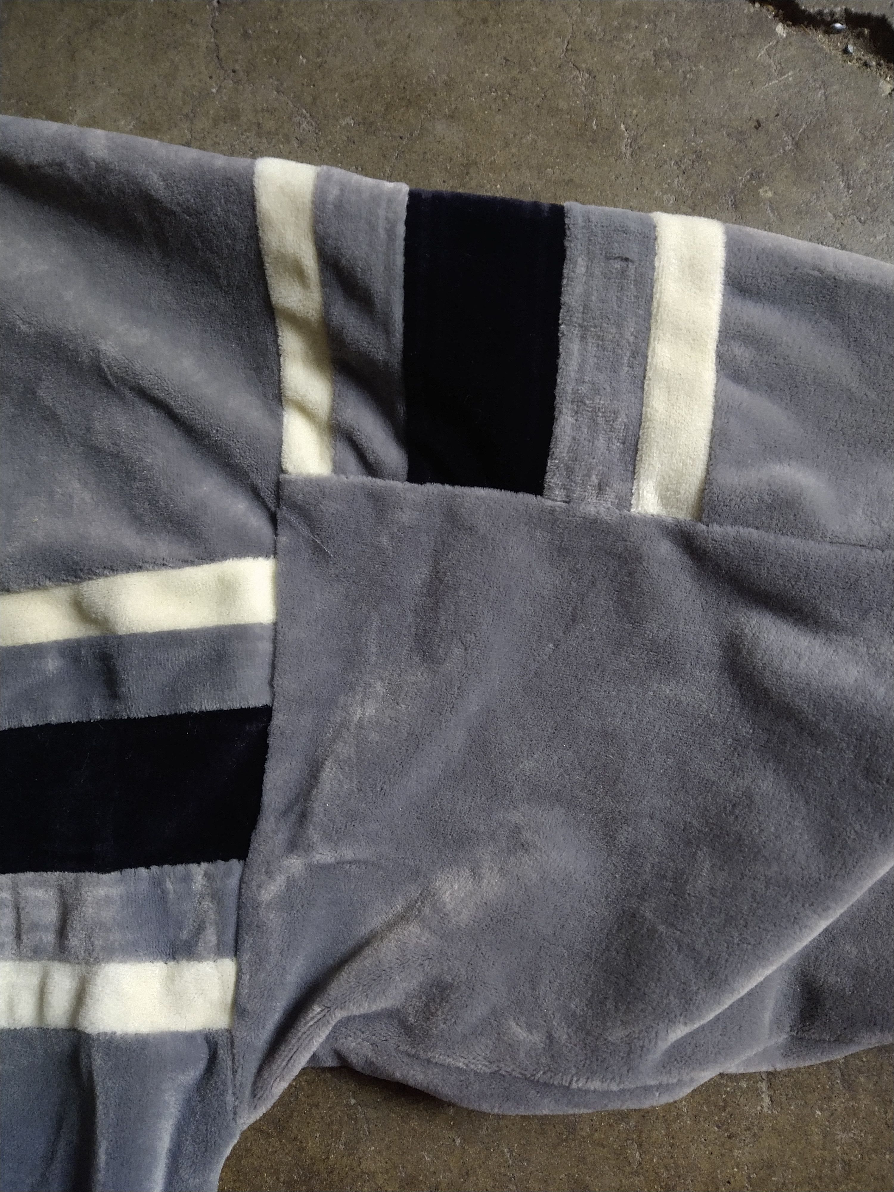 Christian Dior Monsieur Vintage Christian Dior Velvet Zip Up Shirt Size Medium Gray Size US M / EU 48-50 / 2 - 5 Thumbnail