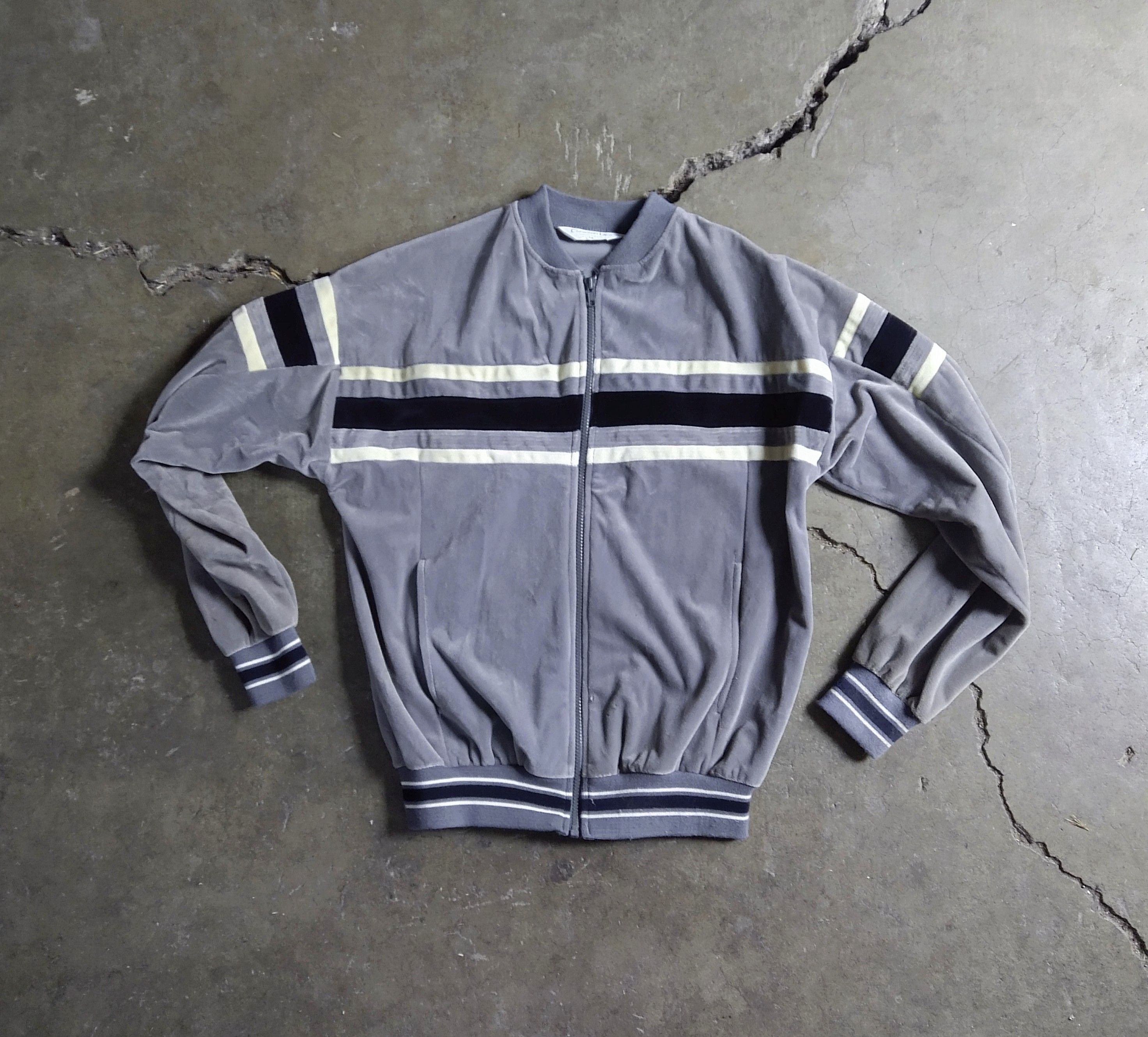 Christian Dior Monsieur Vintage Christian Dior Velvet Zip Up Shirt Size Medium Gray Size US M / EU 48-50 / 2 - 1 Thumbnail