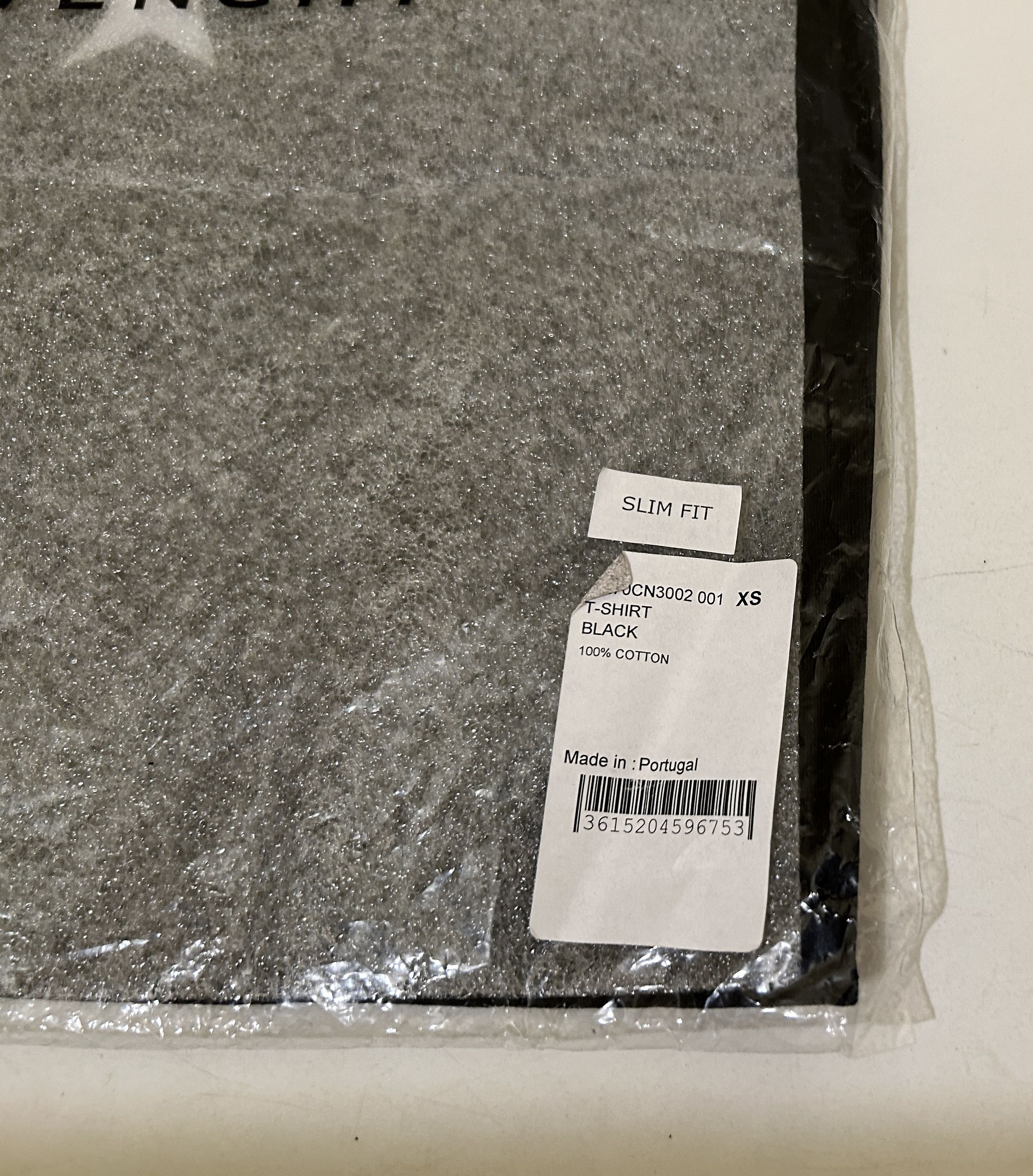 Givenchy GIVENCHY DISTRESSED VINTAGE STARS TEE BLACK Size US XS / EU 42 / 0 - 8 Thumbnail