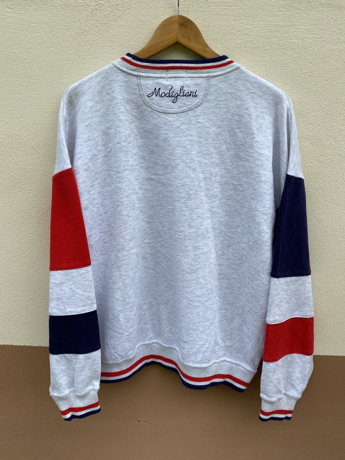 Vintage Vintage Sweatshirt Nice Design By MODIGLIANI WORLD Size L Size US L / EU 52-54 / 3 - 8 Thumbnail