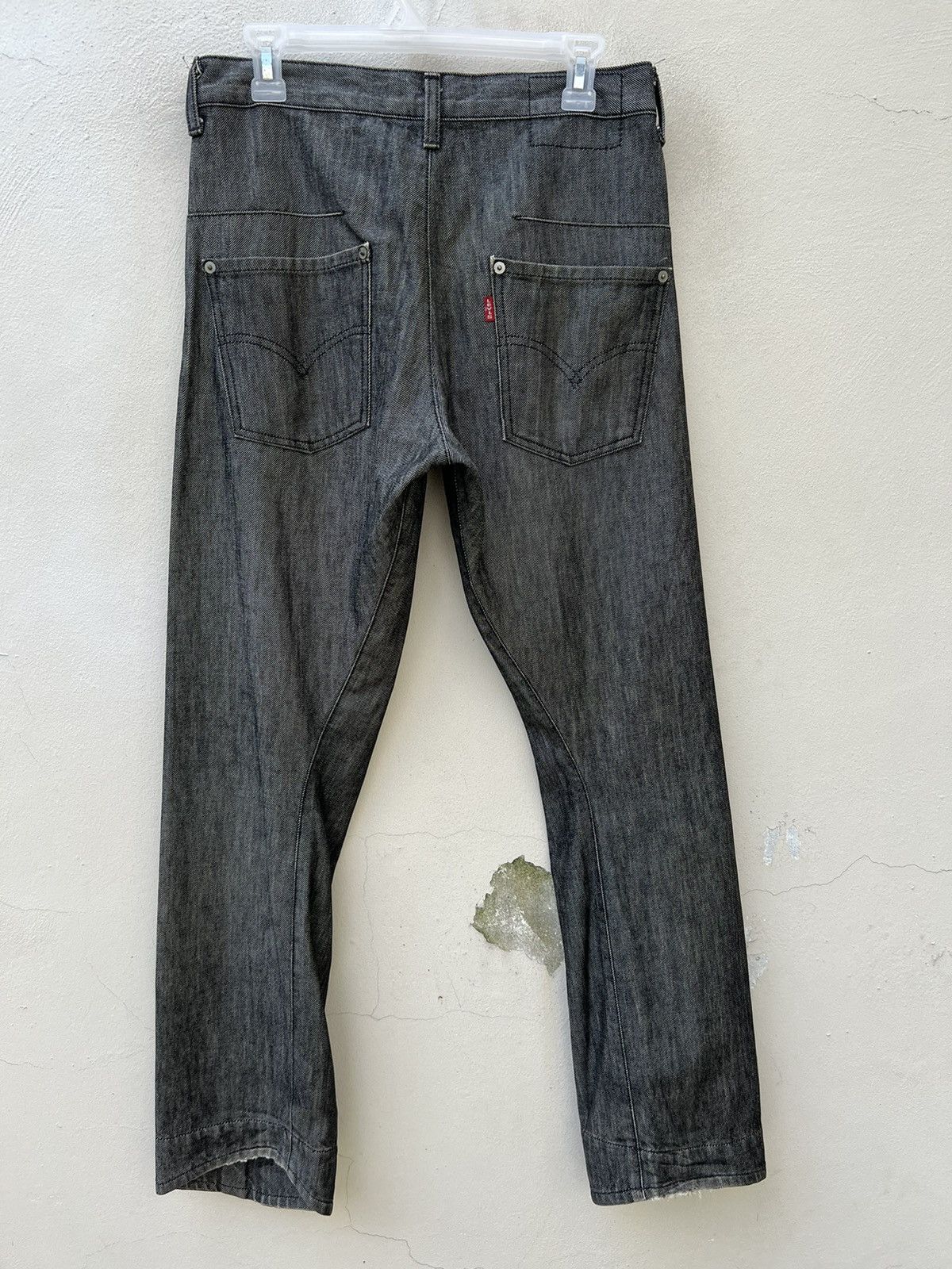 Levi's Vintage 2000s Levi’s Engineered Sun Faded Grey Jeans Size US 30 / EU 46 - 16 Thumbnail