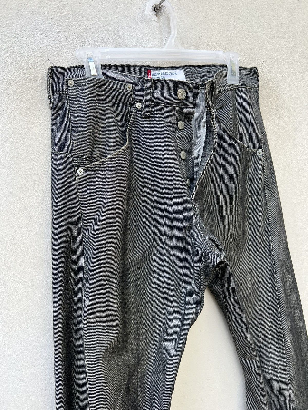 Levi's Vintage 2000s Levi’s Engineered Sun Faded Grey Jeans Size US 30 / EU 46 - 10 Thumbnail