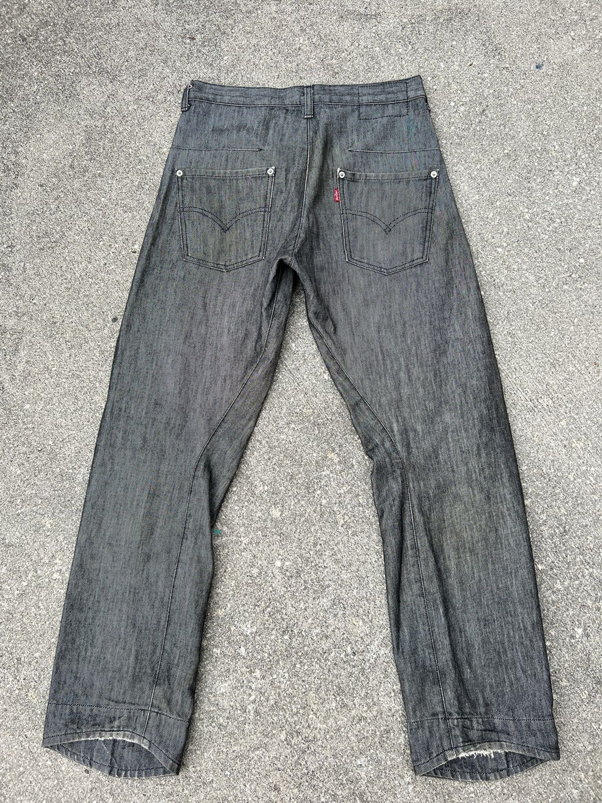Levi's Vintage 2000s Levi’s Engineered Sun Faded Grey Jeans Size US 30 / EU 46 - 6 Thumbnail