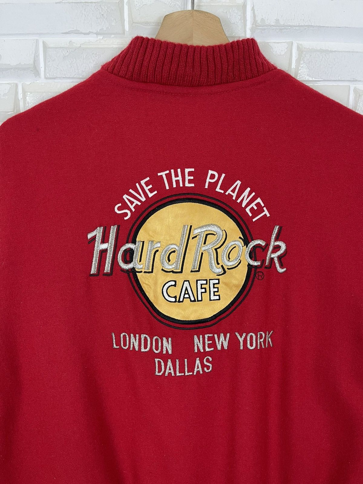 Hard Rock Cafe Vintage HARD ROCK CAFE Varsity Jacket NY Size US M / EU 48-50 / 2 - 2 Thumbnail