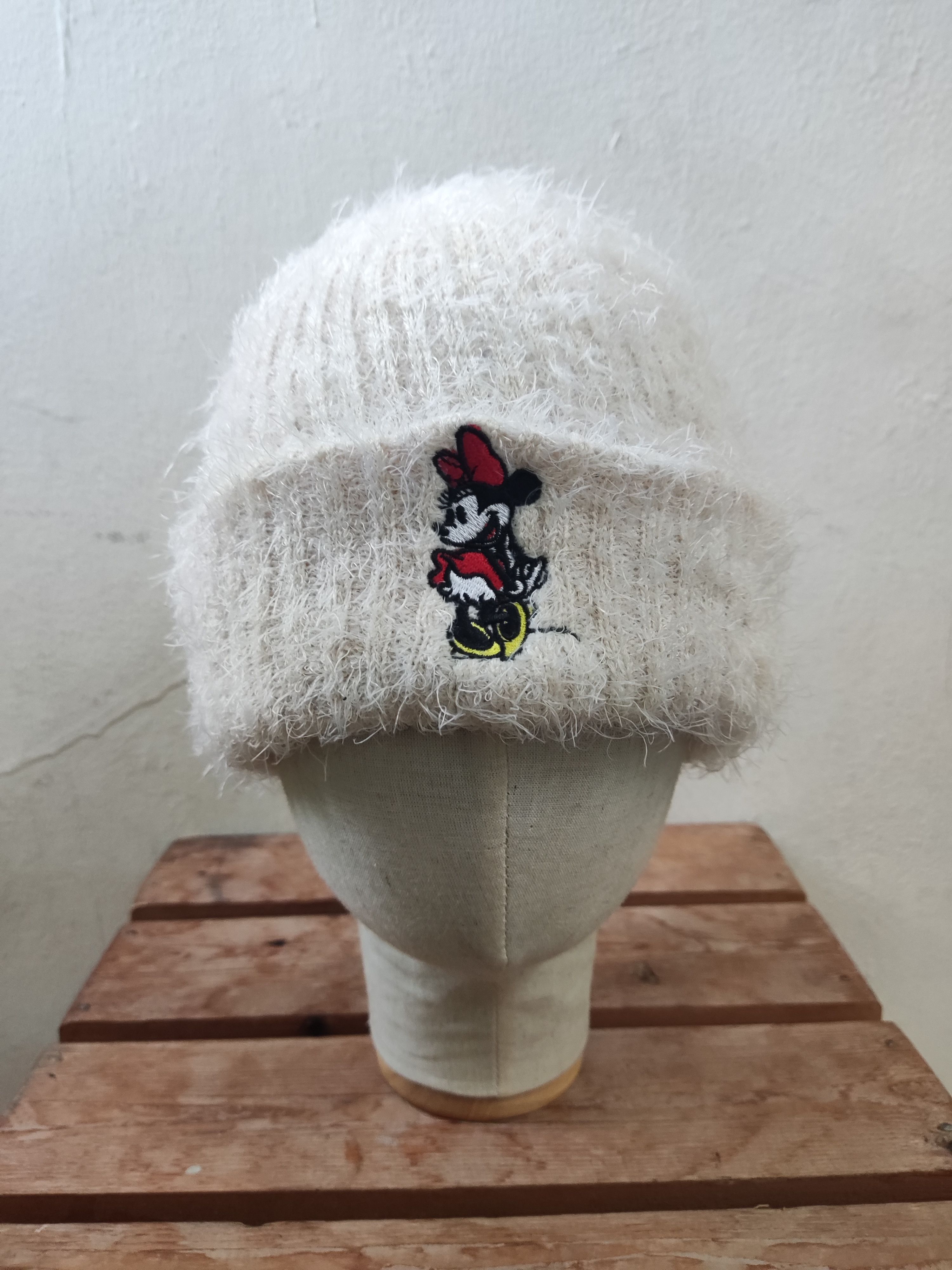 Disney Disney Minnie Mouse Beanie Hat Size ONE SIZE - 1 Thumbnail
