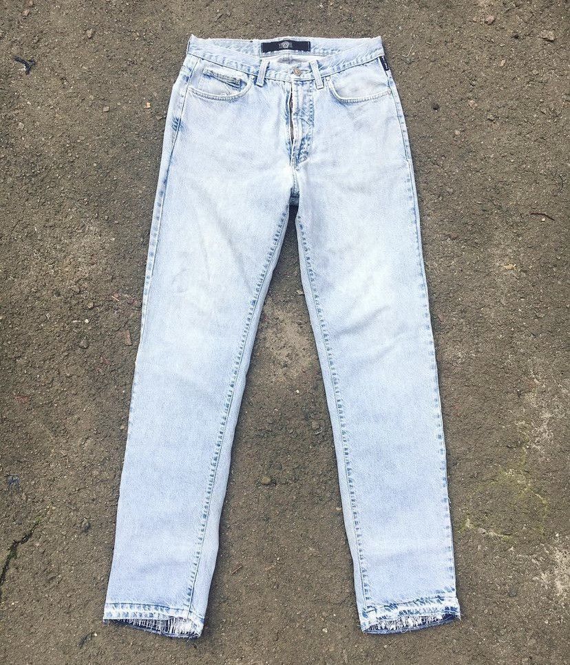 Vintage Vintage Versace Patch Work Denim Y2K Size US 32 / EU 48 - 2 Thumbnail
