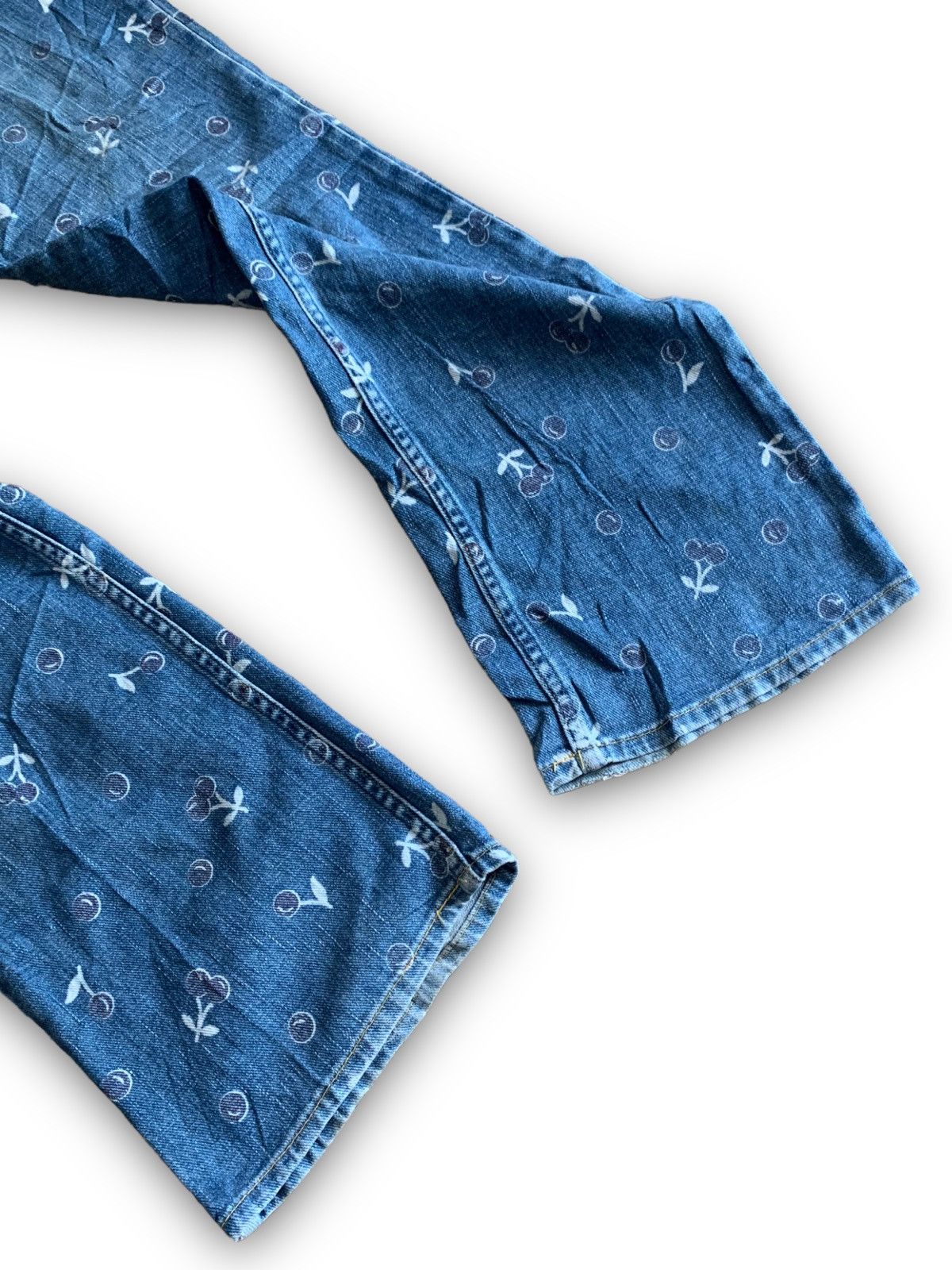 Hysteric Glamour HYSTERIC GLAMOUR CHERRY JAPANESE BRAND JEANS DENIM Size US 31 - 9 Thumbnail