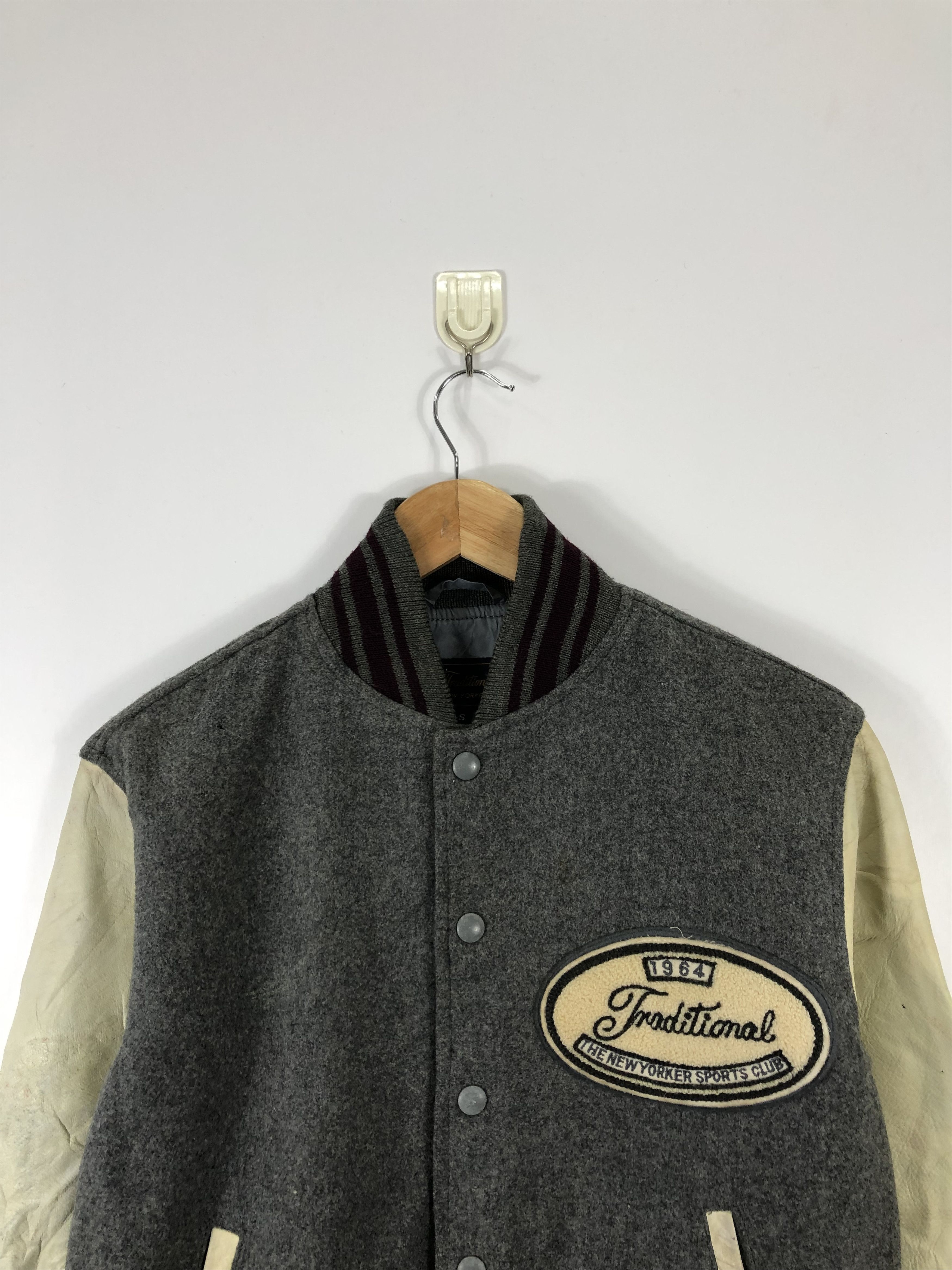 Other Vintage New York Traditional Sleeve Leather Varsity V0219 Size US S / EU 44-46 / 1 - 2 Thumbnail