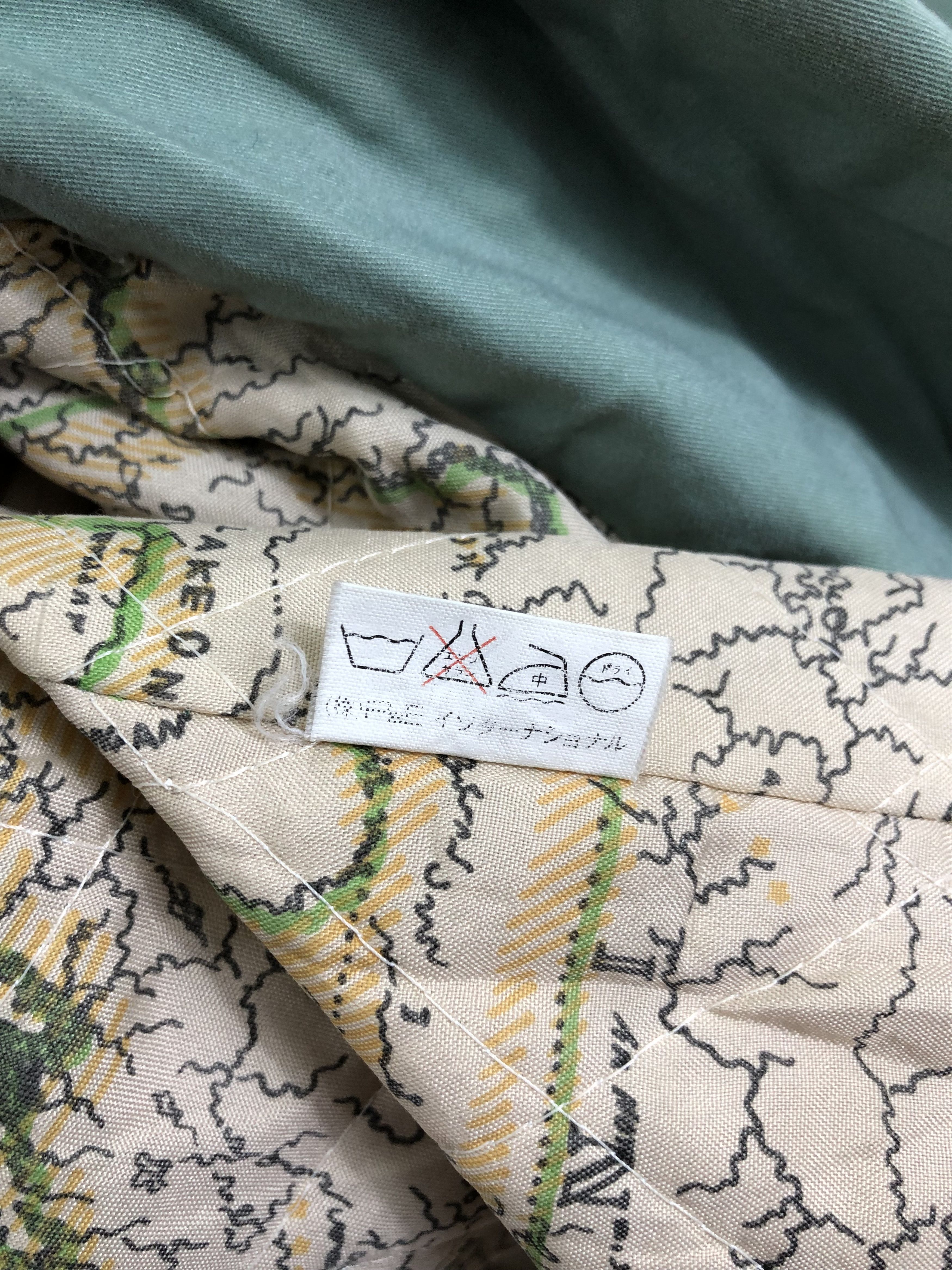 Vintage Vintage 90s World Map Style Jacket Parka J0451 Size US L / EU 52-54 / 3 - 6 Thumbnail