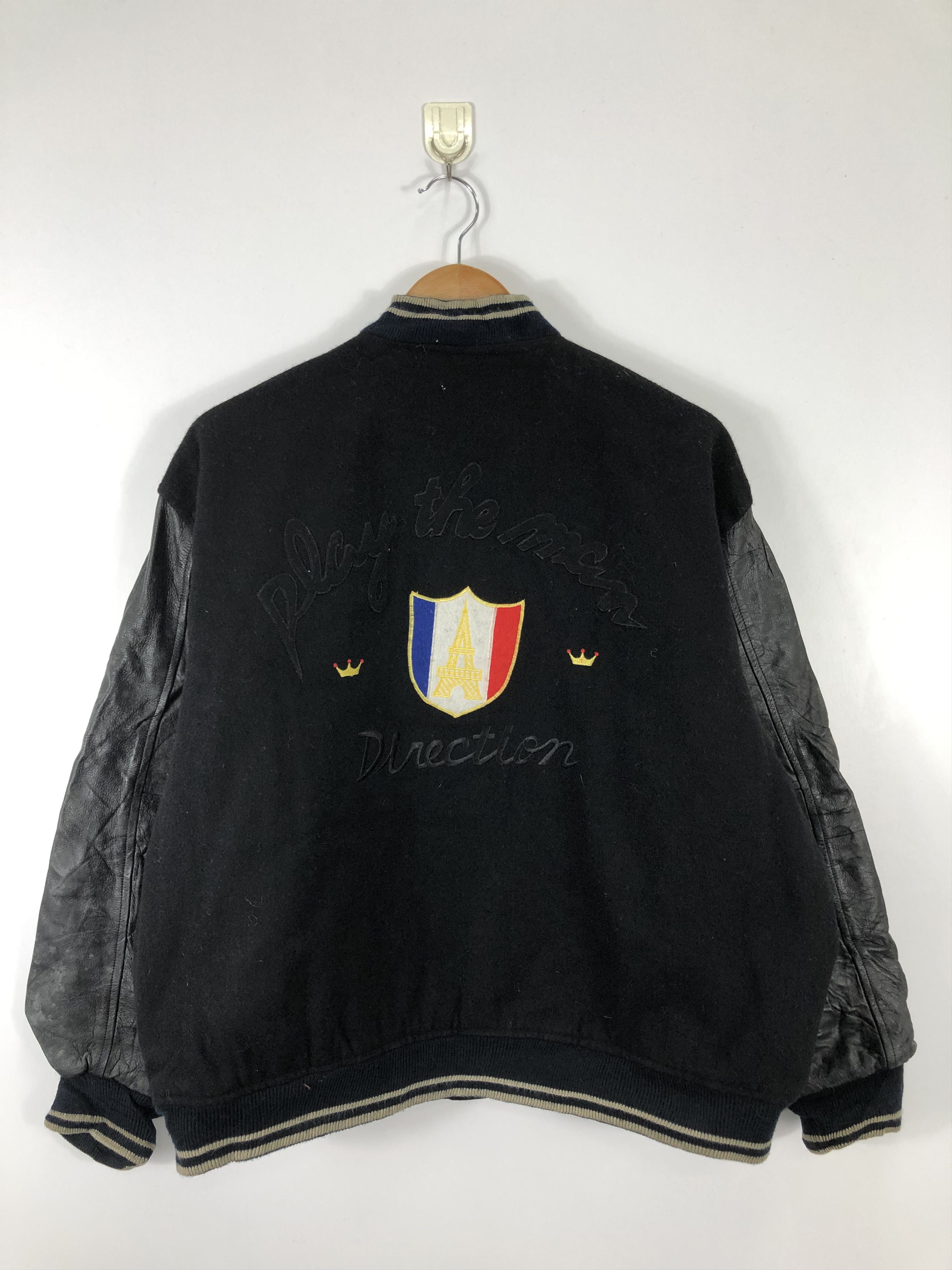 Vintage Vintage 80s Embroidered Varsity Jacket Leather V0235 Size US L / EU 52-54 / 3 - 3 Thumbnail