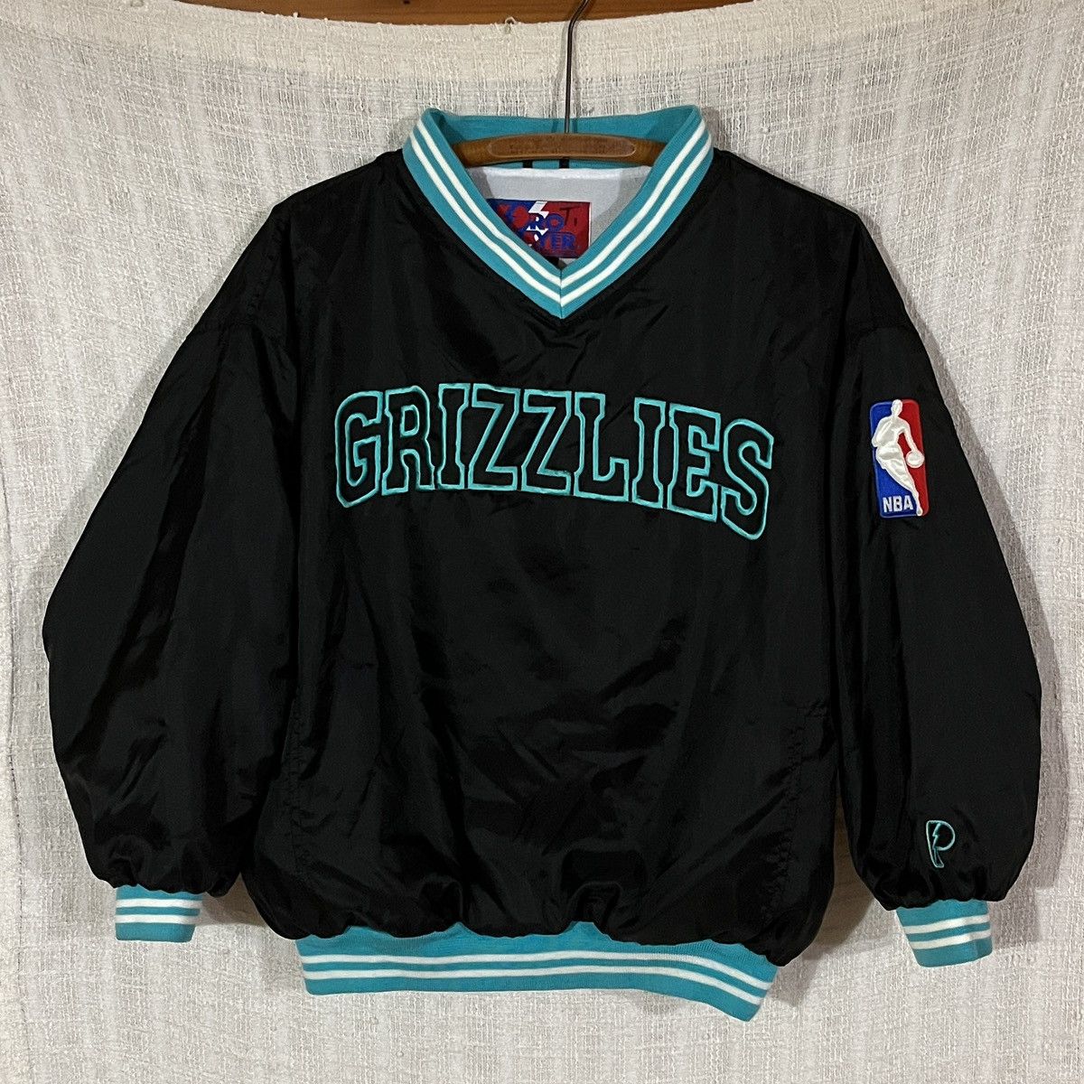 Vintage VTG Vancouver Grizzlies Pro Player Daniel Young Windbreaker ...