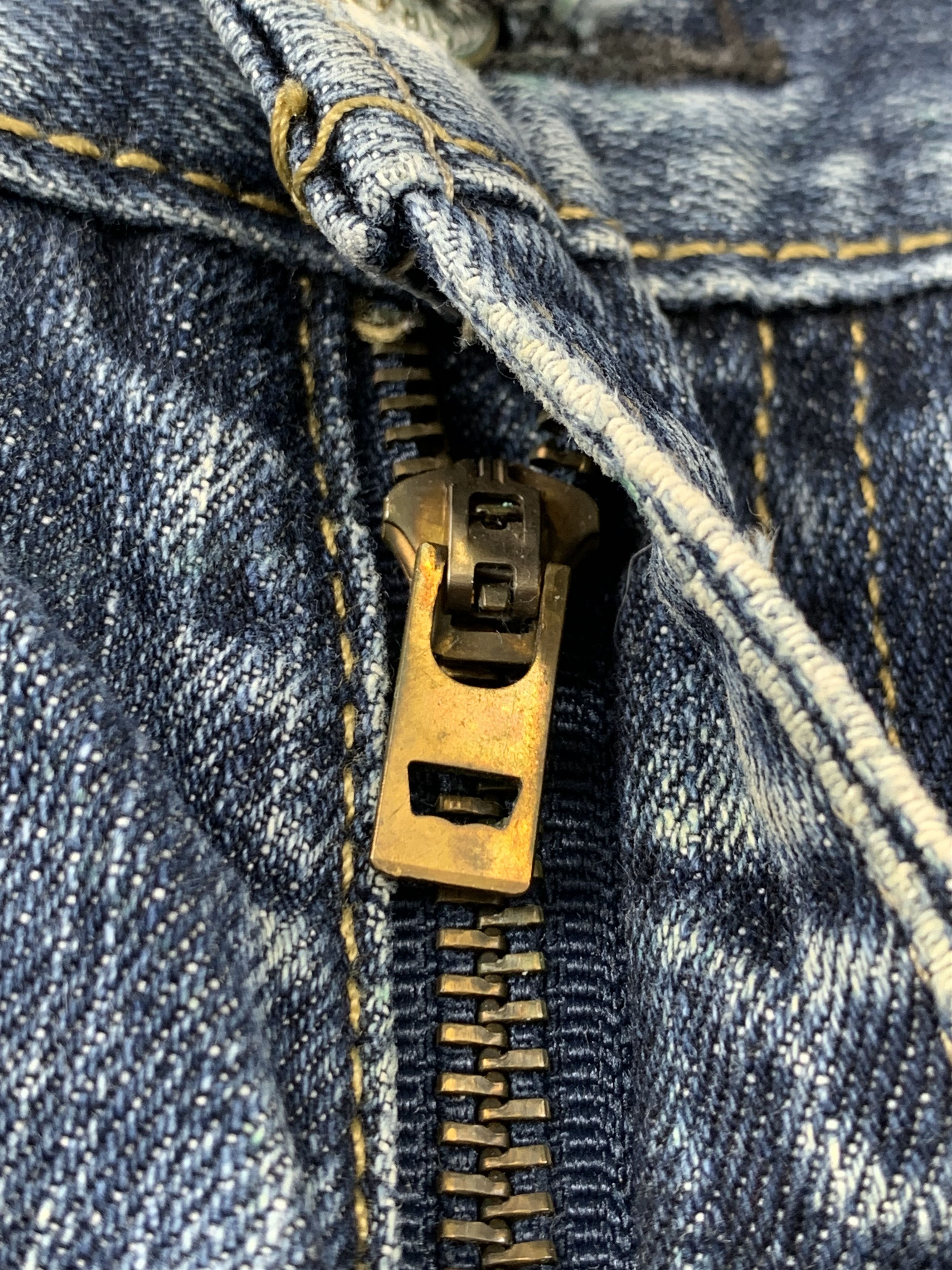 Levi's Vintage Levis 550 Faded Blue Jeans DP2097 Size US 36 / EU 52 - 11 Thumbnail