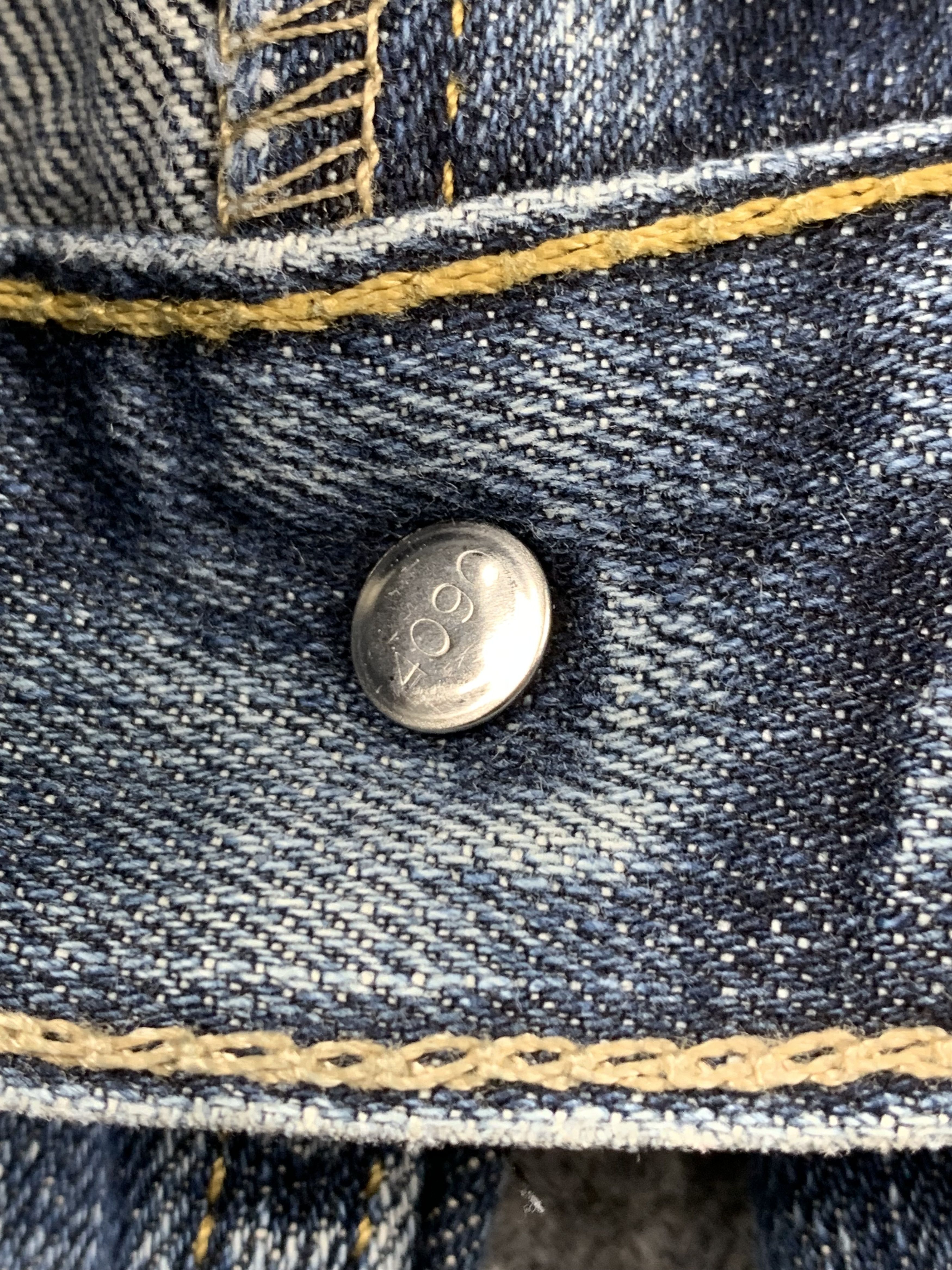 Levi's Vintage Levis 550 Faded Blue Jeans DP2097 Size US 36 / EU 52 - 12 Thumbnail