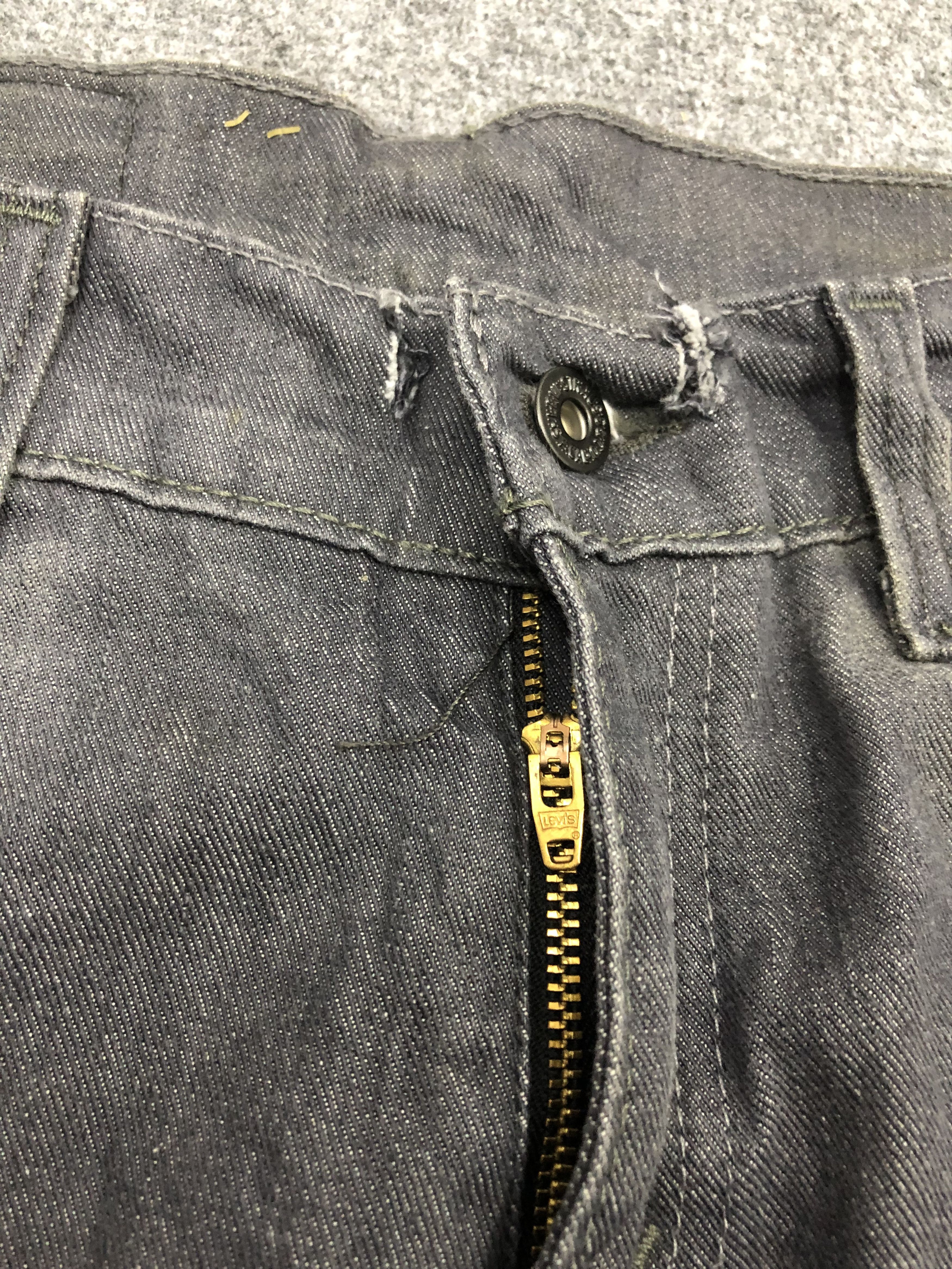 Levi's Vintage Levis 510 Jeans DP1088 Size US 27 - 10 Thumbnail