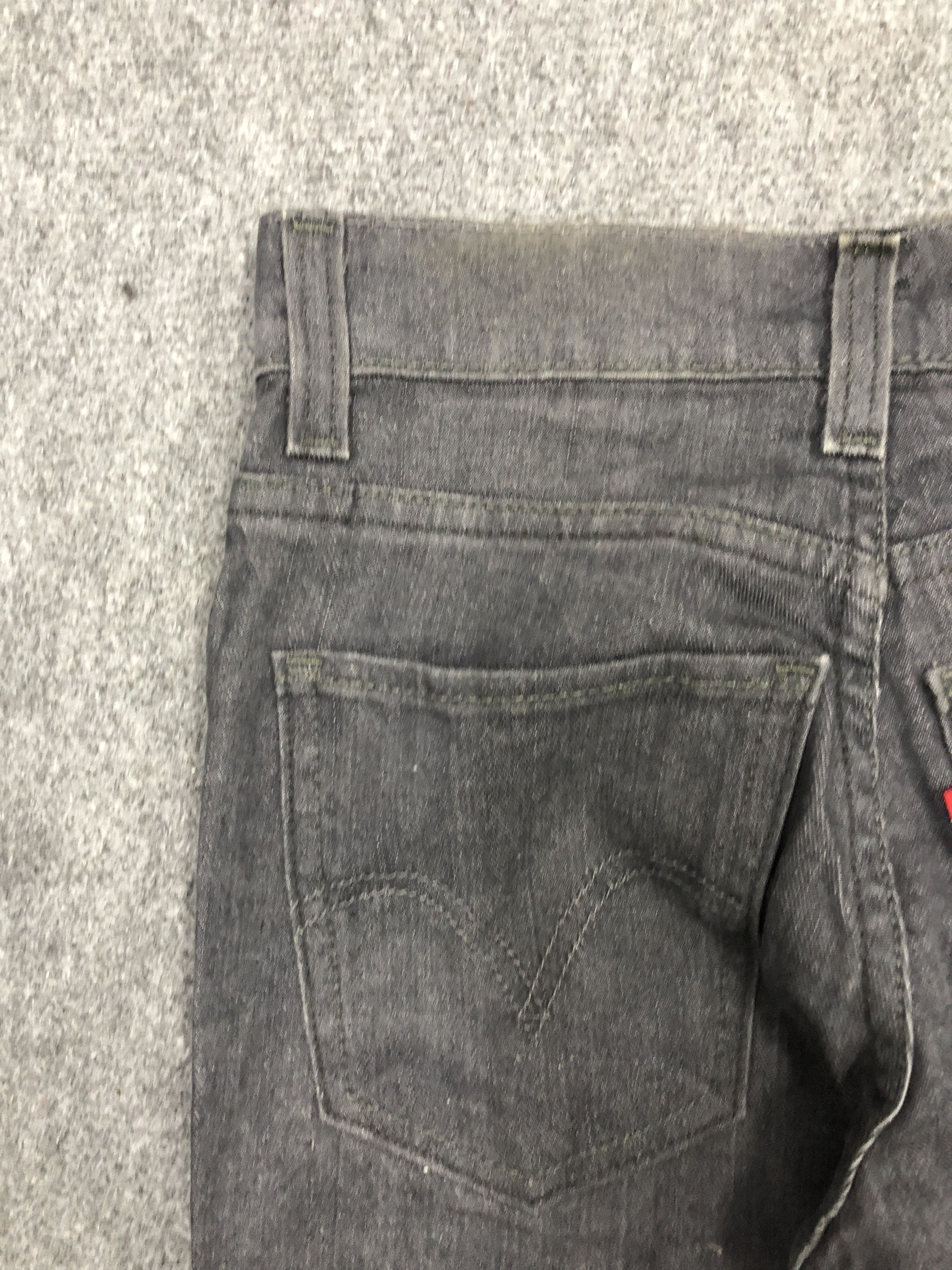 Levi's Vintage Levis 510 Jeans DP1088 Size US 27 - 13 Thumbnail