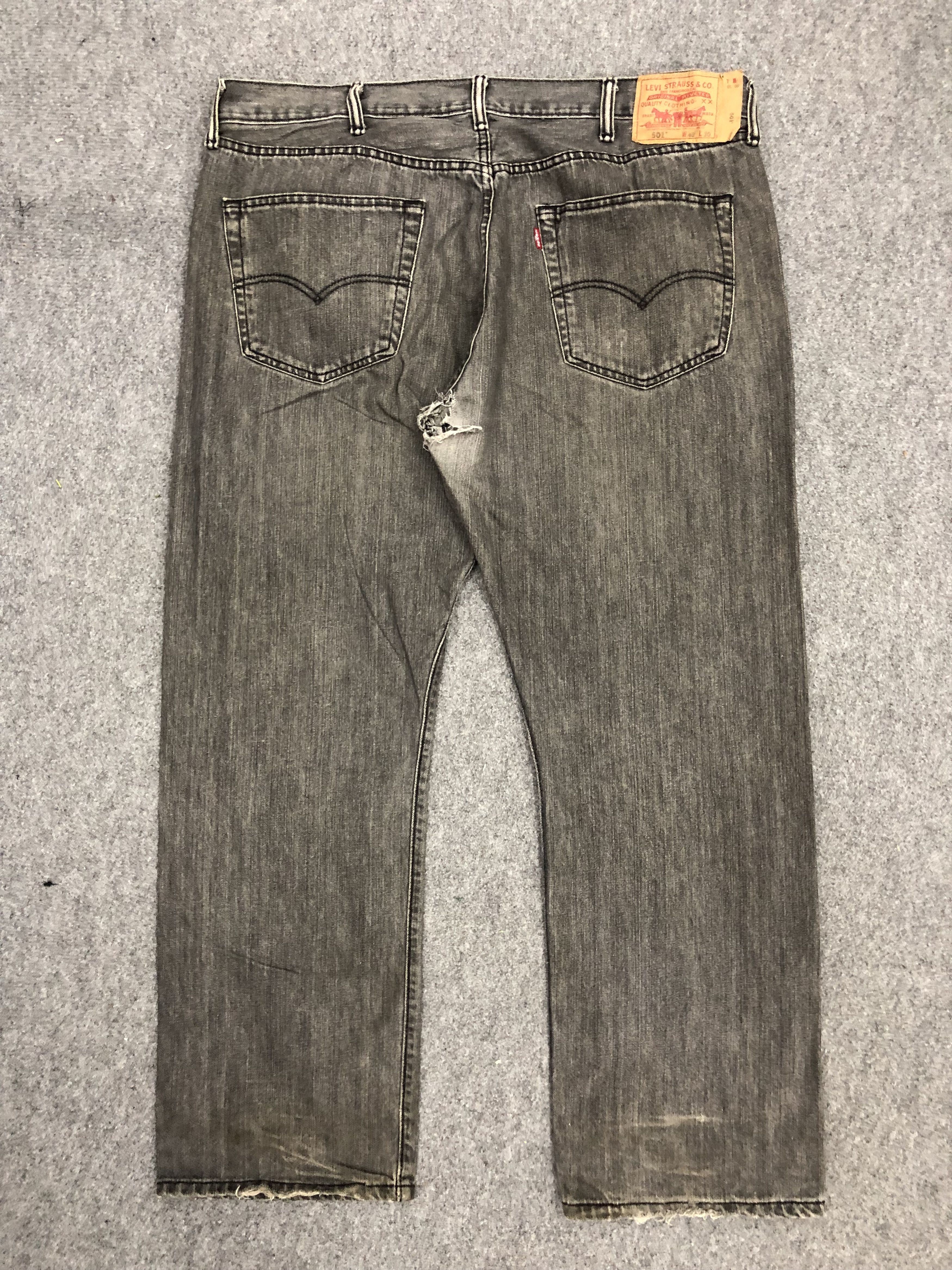 Levi's Vintage Levis 501 Faded Black Jeans DP1087 Size US 40 / EU 56 - 3 Thumbnail