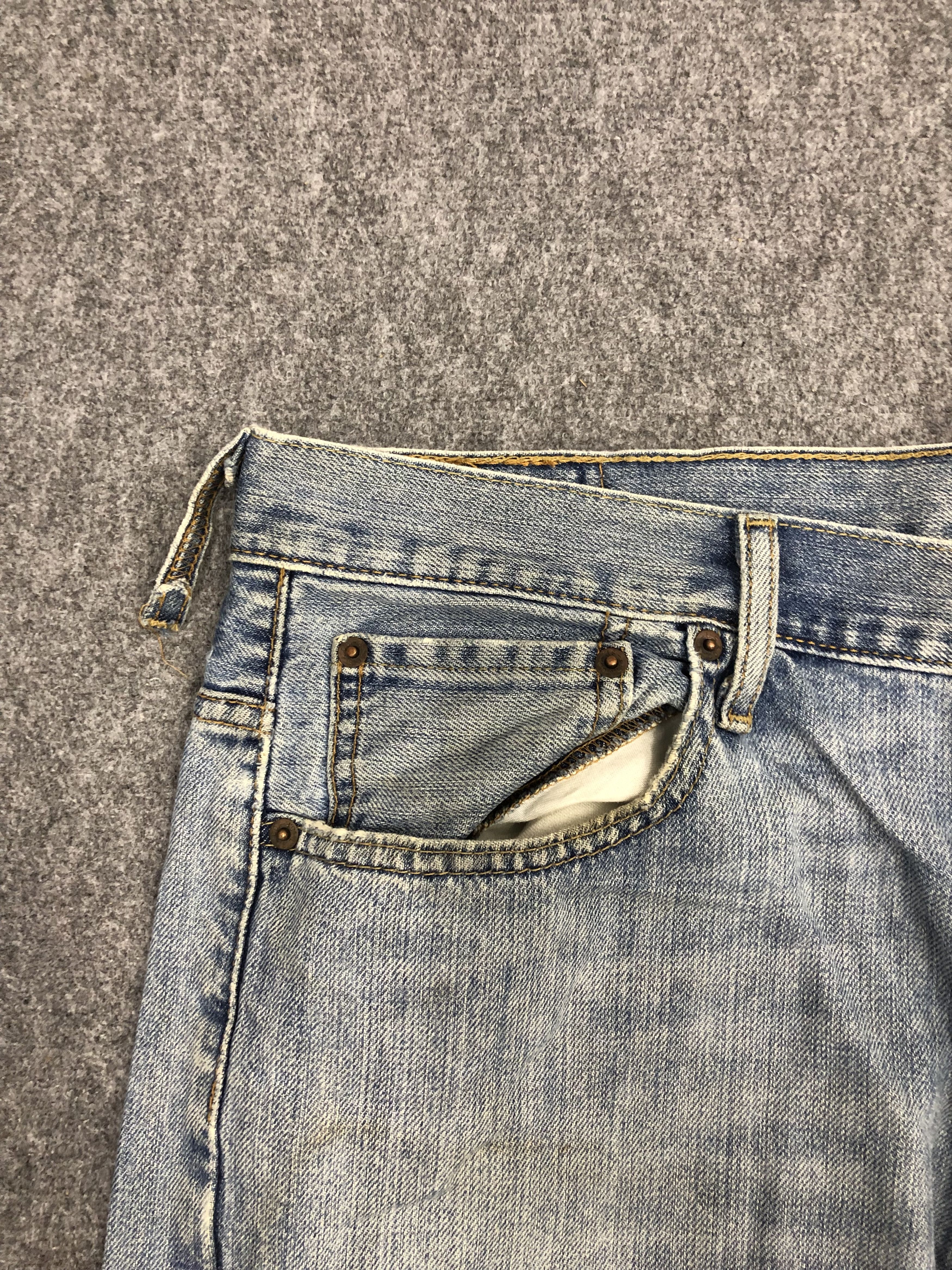 Levi's Vintage Levis 569 Sun Faded Jeans DP1082 Size US 37 - 8 Thumbnail