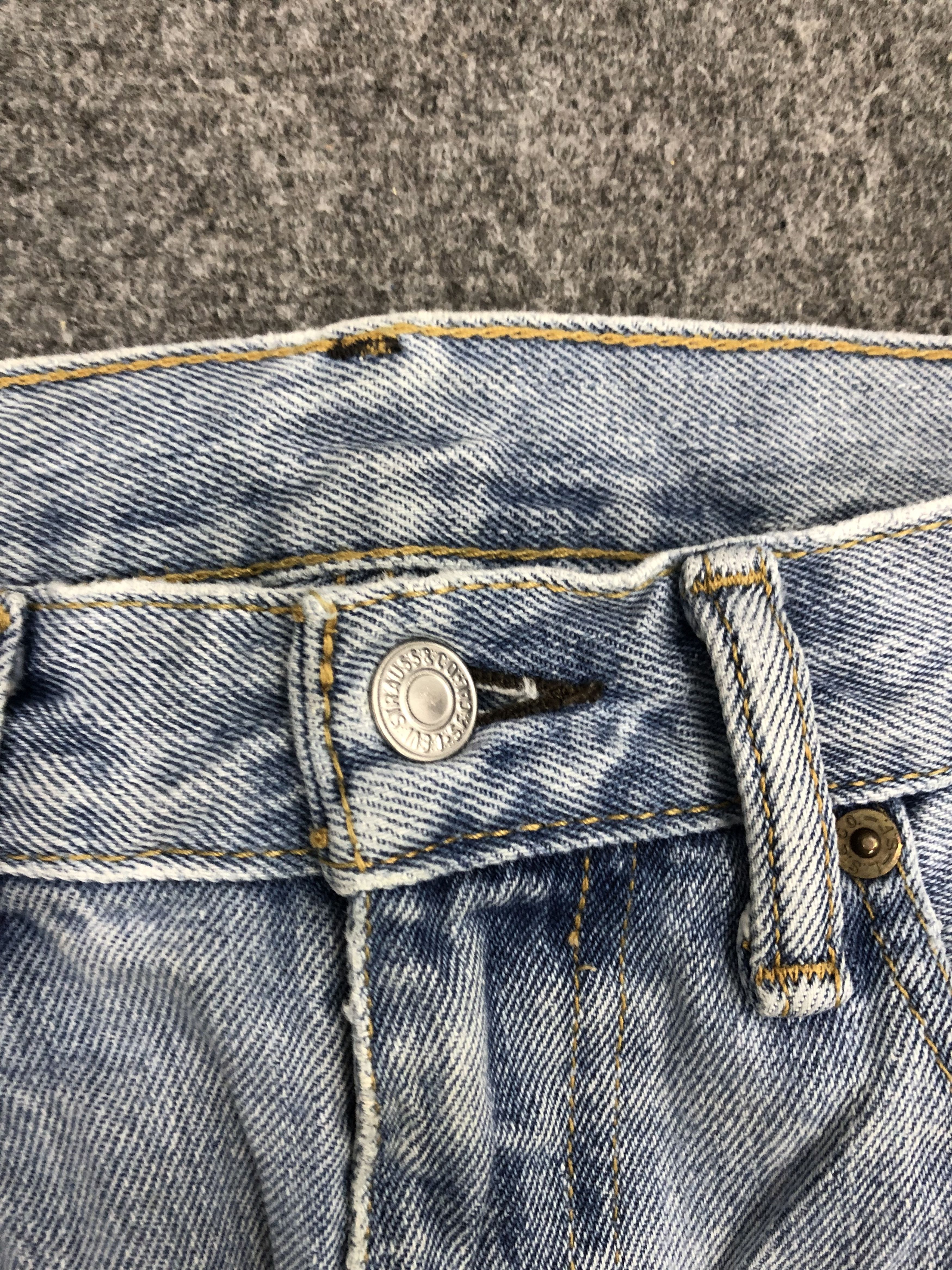 Levi's Vintage Levis 505 Light Wash Jeans DP1183 Size US 36 / EU 52 - 8 Thumbnail