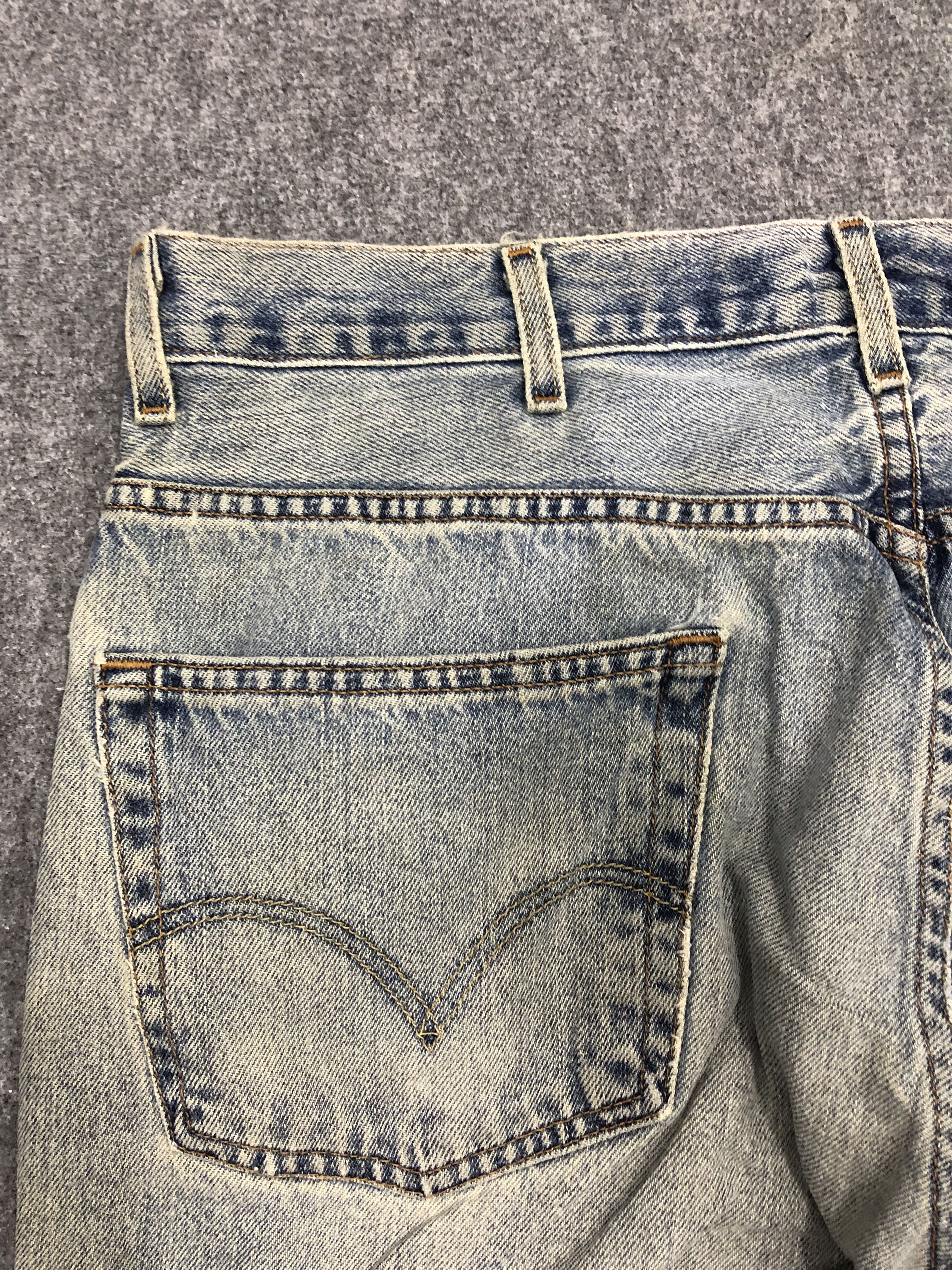 Levi's Vintage Levis 550 Jeans DP1106 Size US 39 - 10 Thumbnail