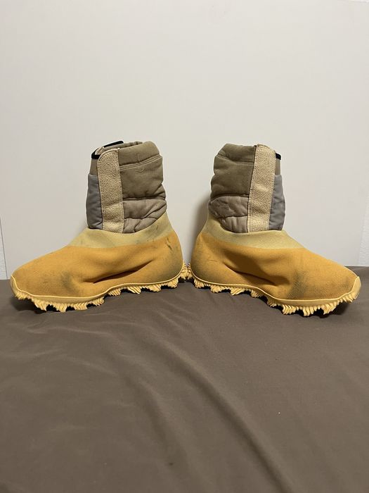 yzy knit rnr sulfur