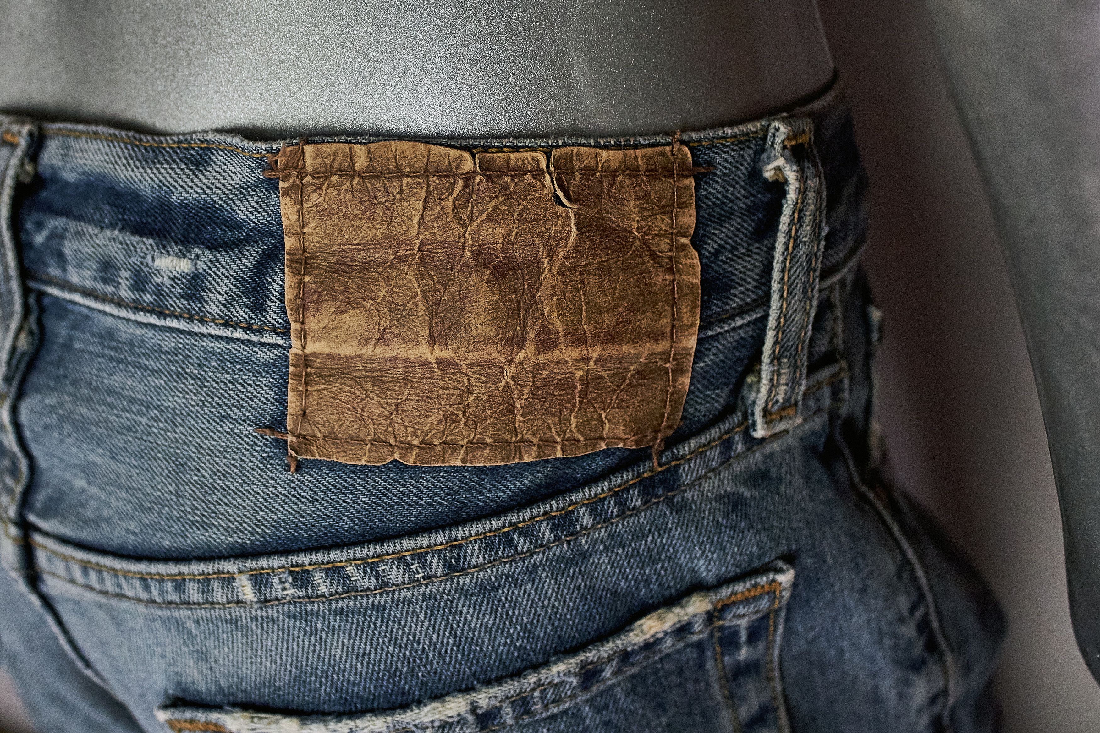 Levi's × Levi's Made & Crafted × Levi's Vintage Clothing Y2K Levis women's vintage flared jeans, Levi's denim Size 30" / US 8 / IT 44 - 7 Thumbnail